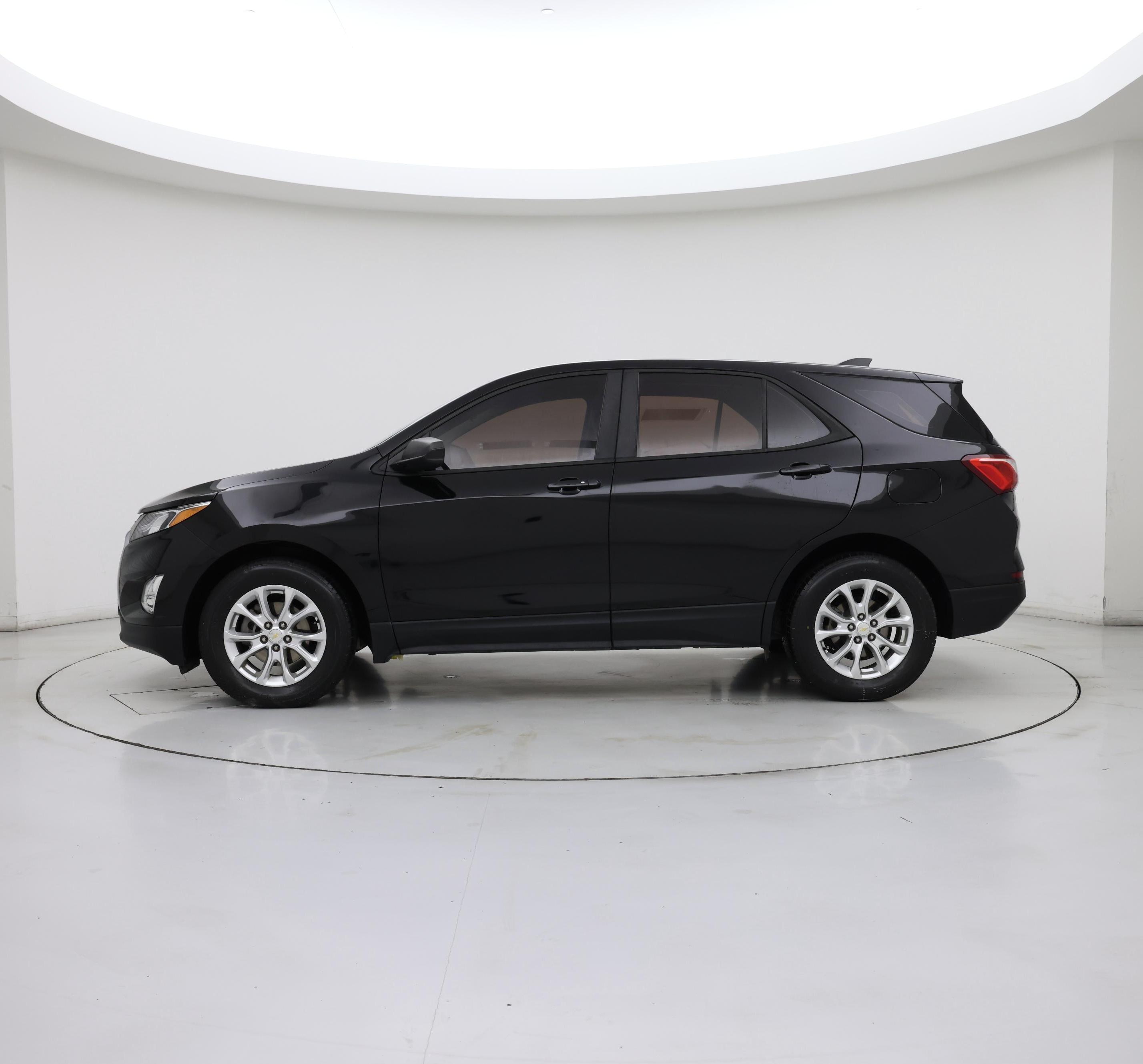 Thumbnail: 2020 Chevrolet Equinox - 3