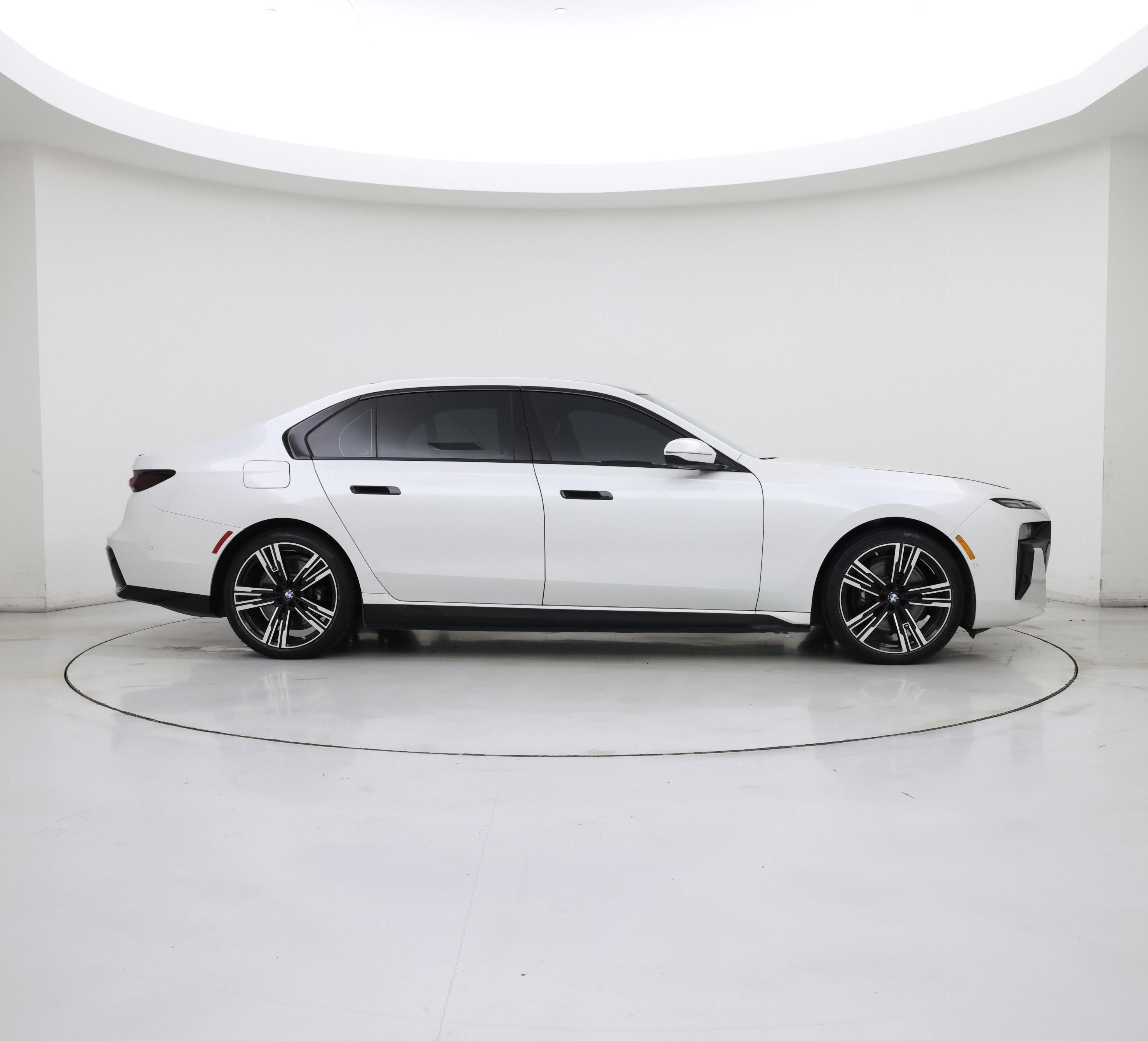 Thumbnail: 2023 BMW i7 - 7