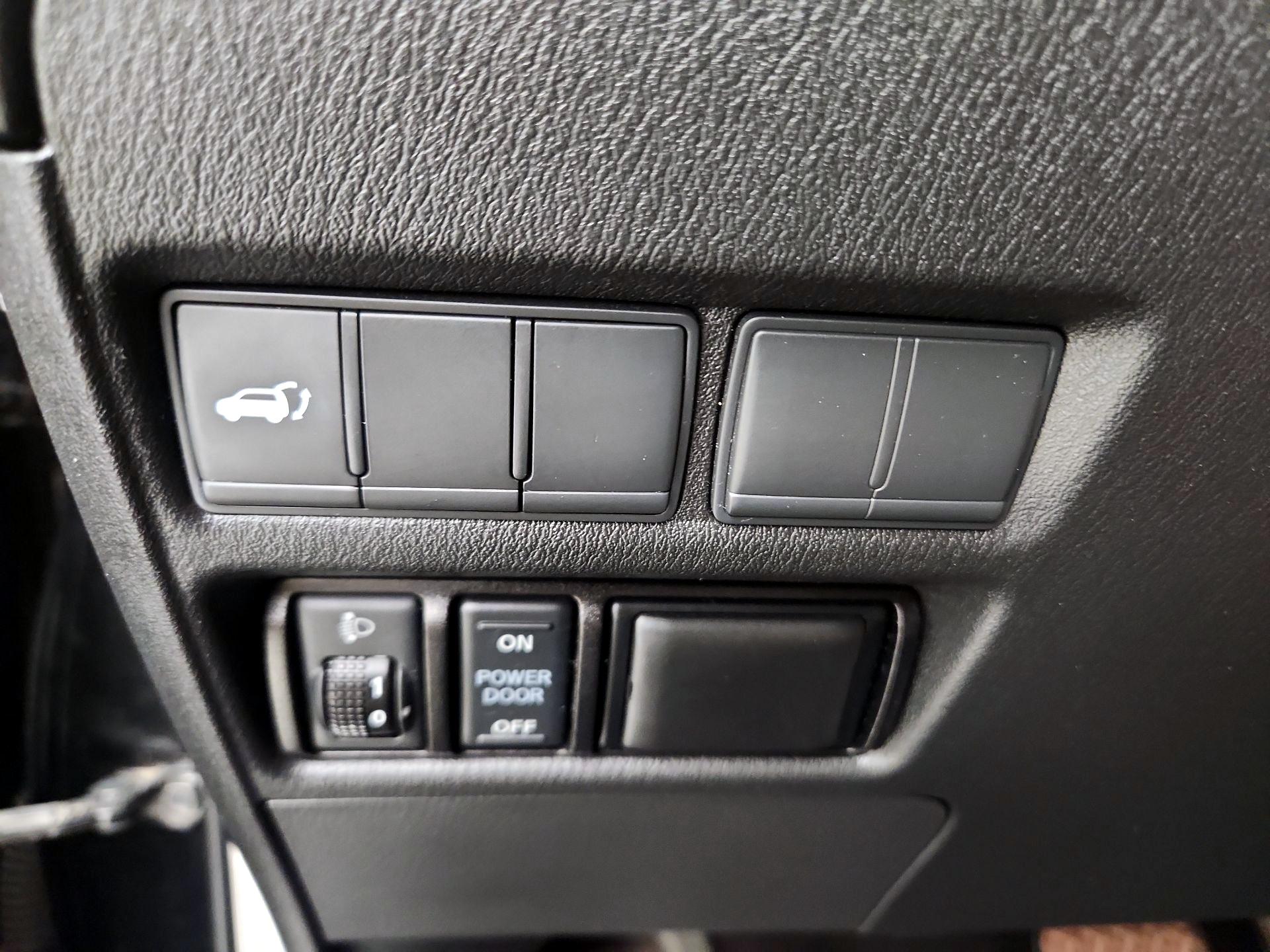 Thumbnail: 2018 Nissan Armada - 13