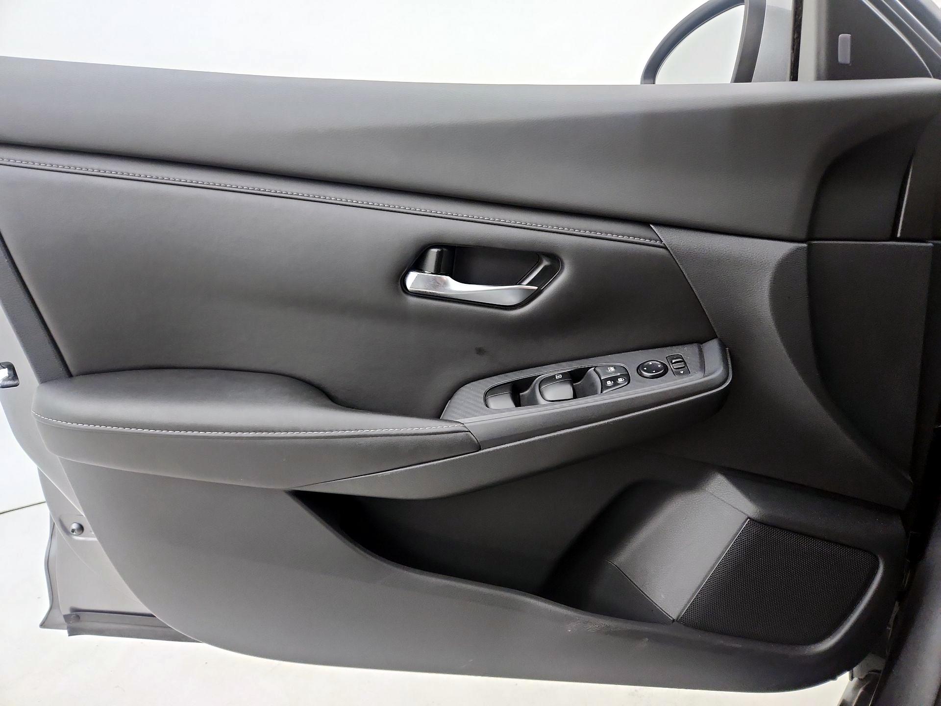 Thumbnail: 2022 Nissan Sentra - 12