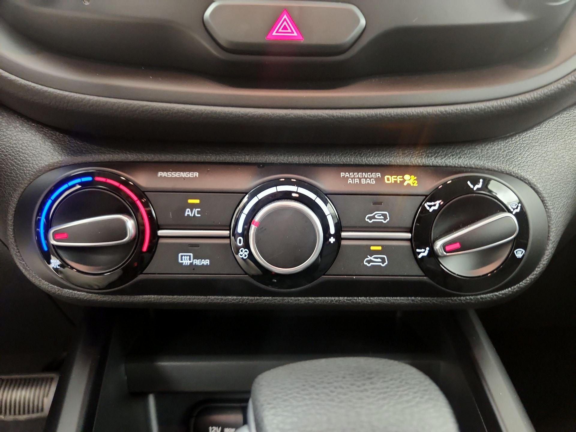 Thumbnail: 2023 Kia Soul - 16
