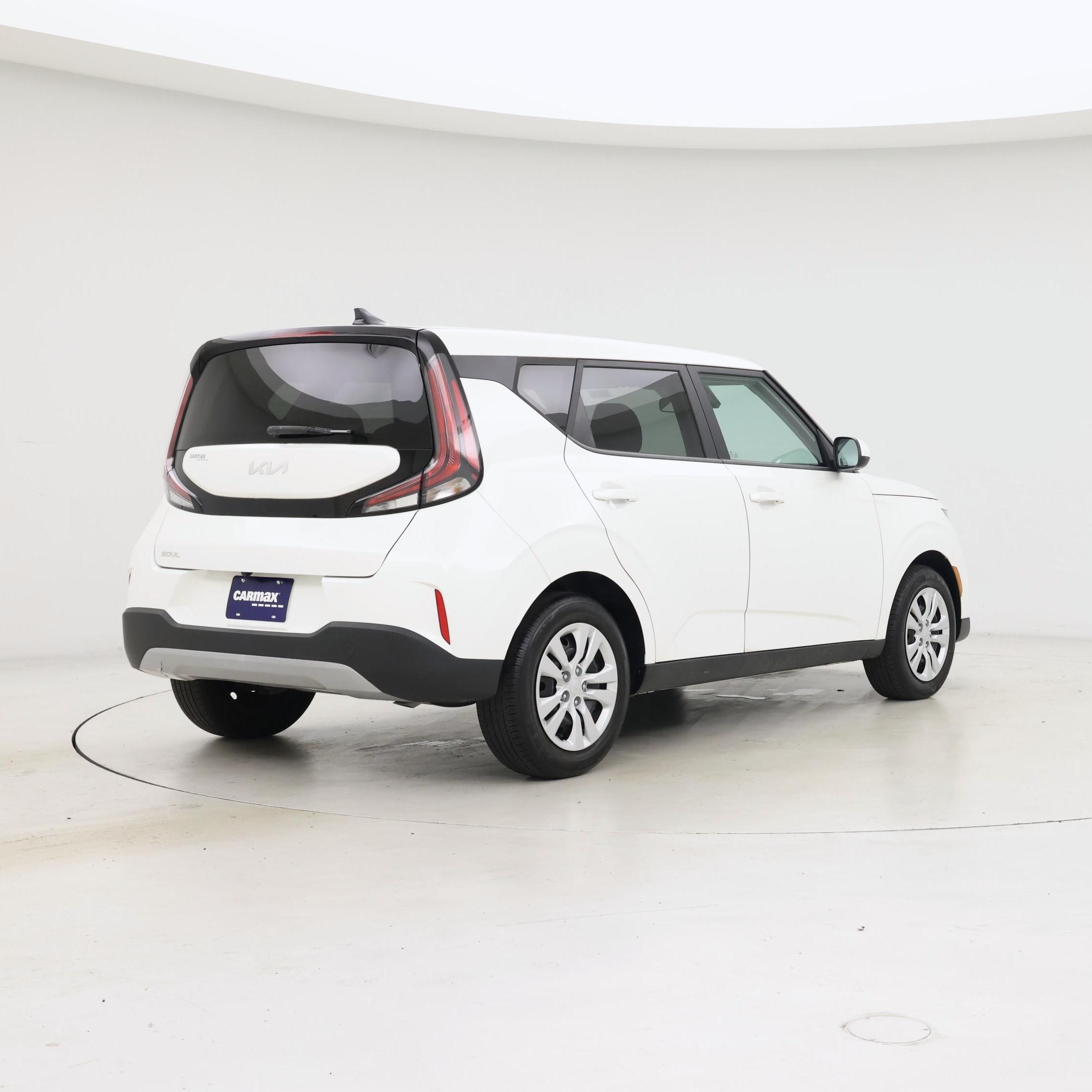 Thumbnail: 2023 Kia Soul - 8