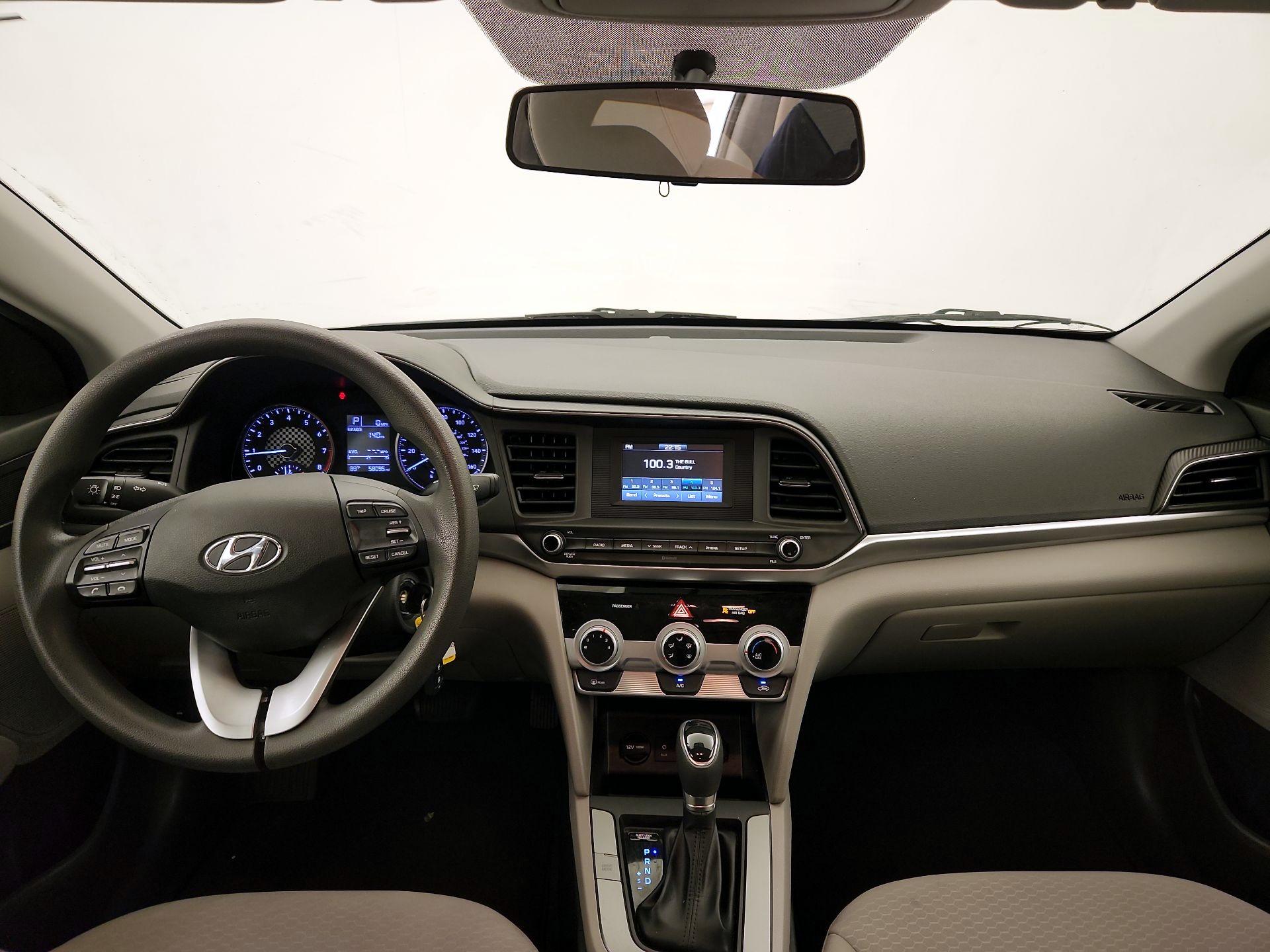 Thumbnail: 2019 Hyundai Elantra - 9