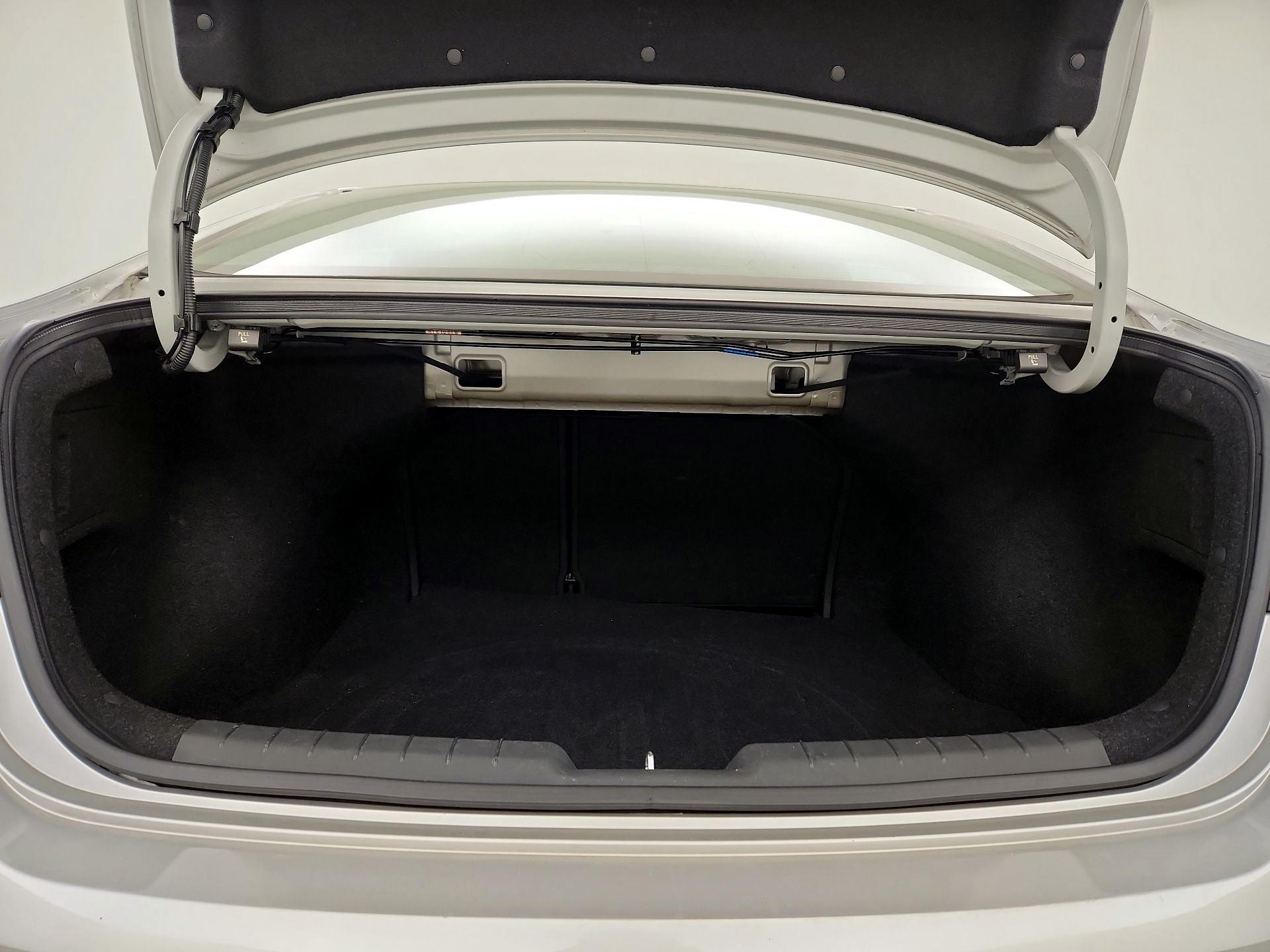 Thumbnail: 2019 Hyundai Elantra - 20