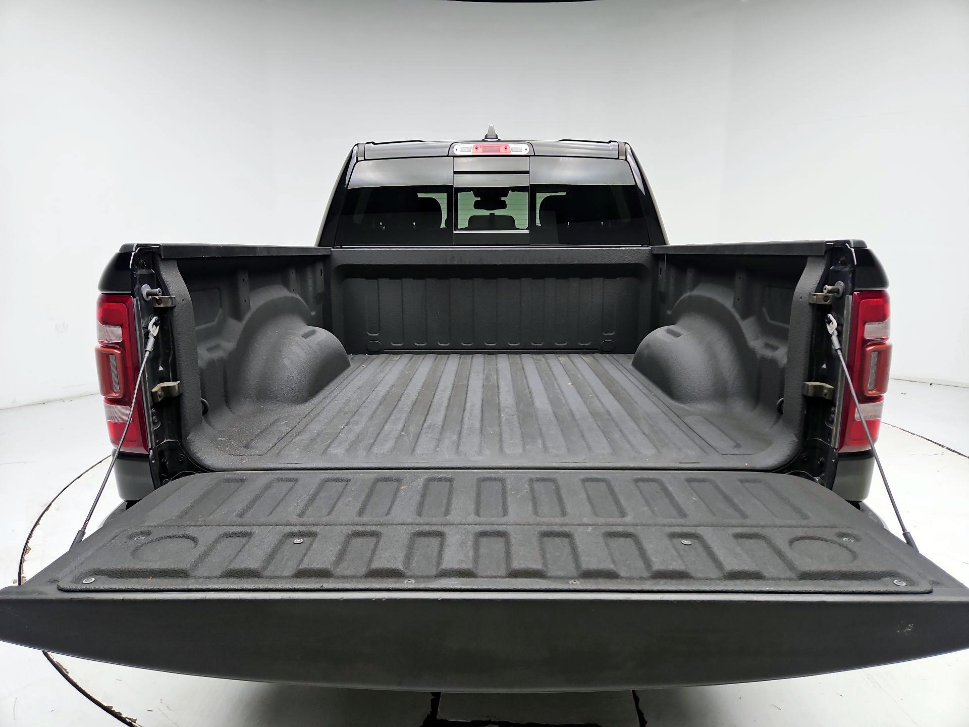 Thumbnail: 2019 RAM 1500 - 18