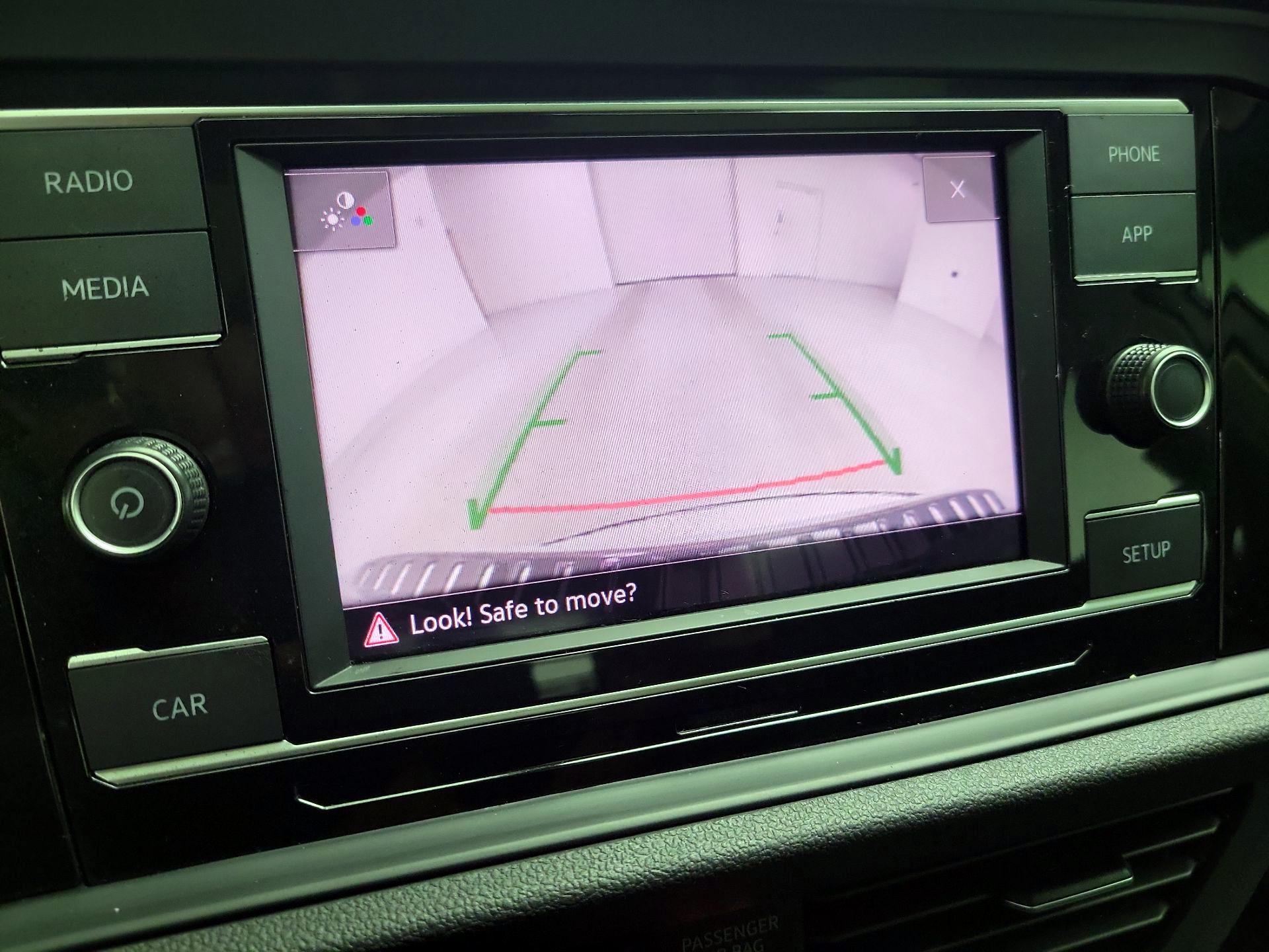 Thumbnail: 2019 Volkswagen Jetta - 14