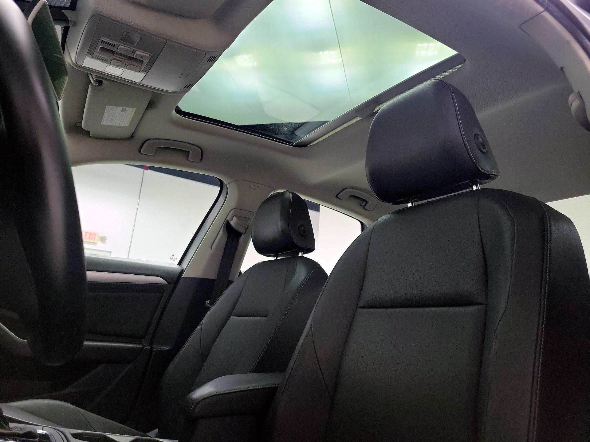 Thumbnail: 2019 Volkswagen Jetta - 19