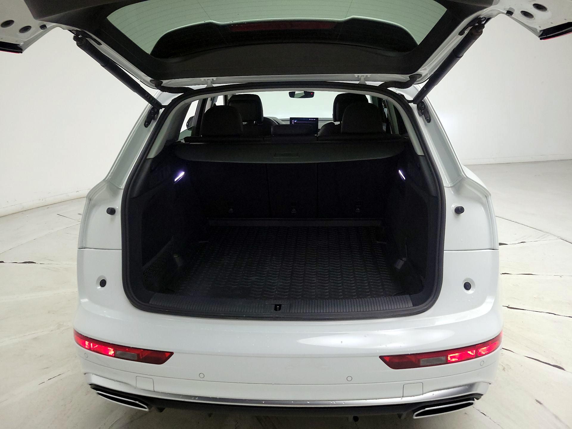 Thumbnail: 2024 Audi Q5 - 19