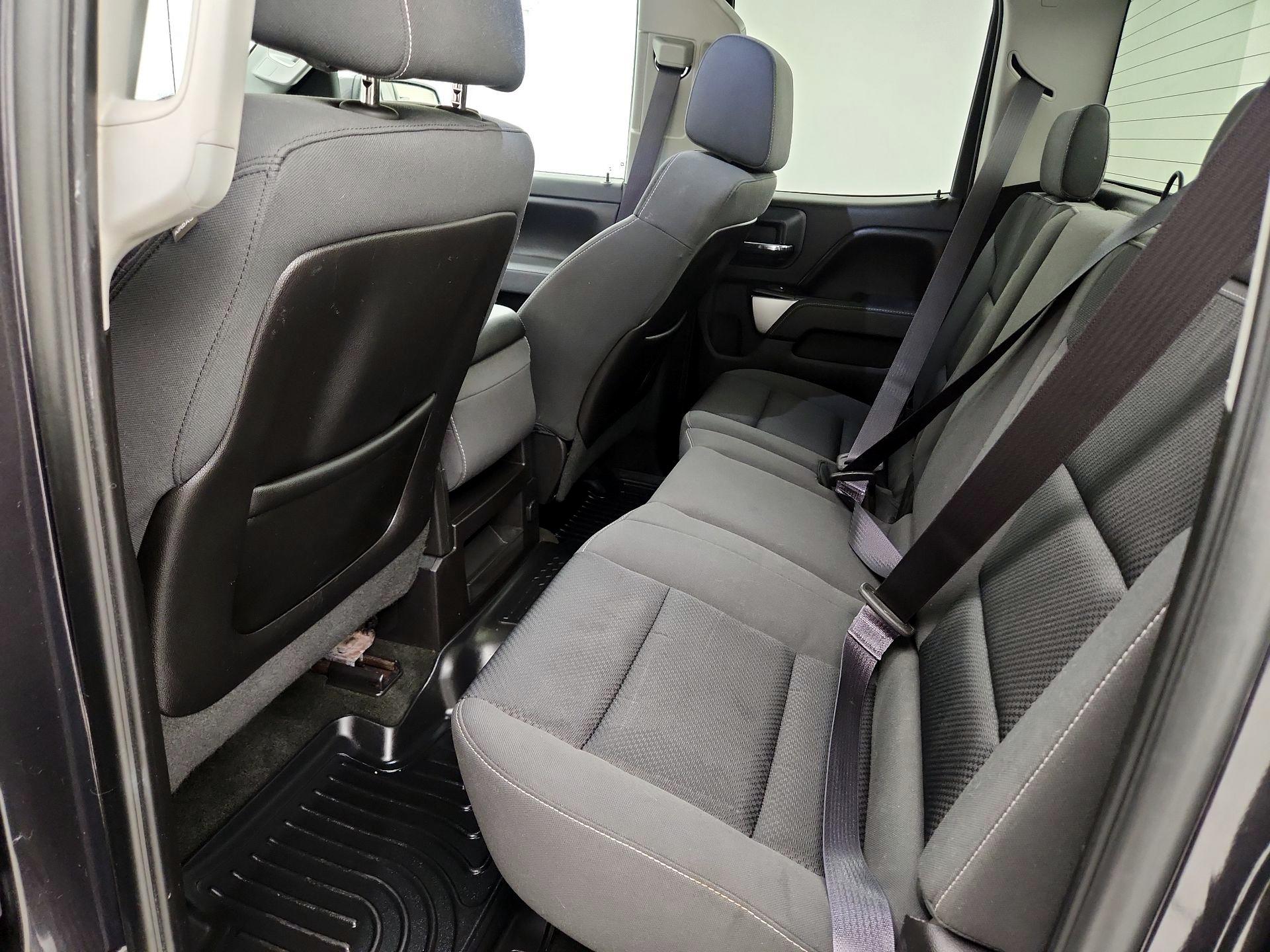 Thumbnail: 2015 Chevrolet Silverado 1500 - 19