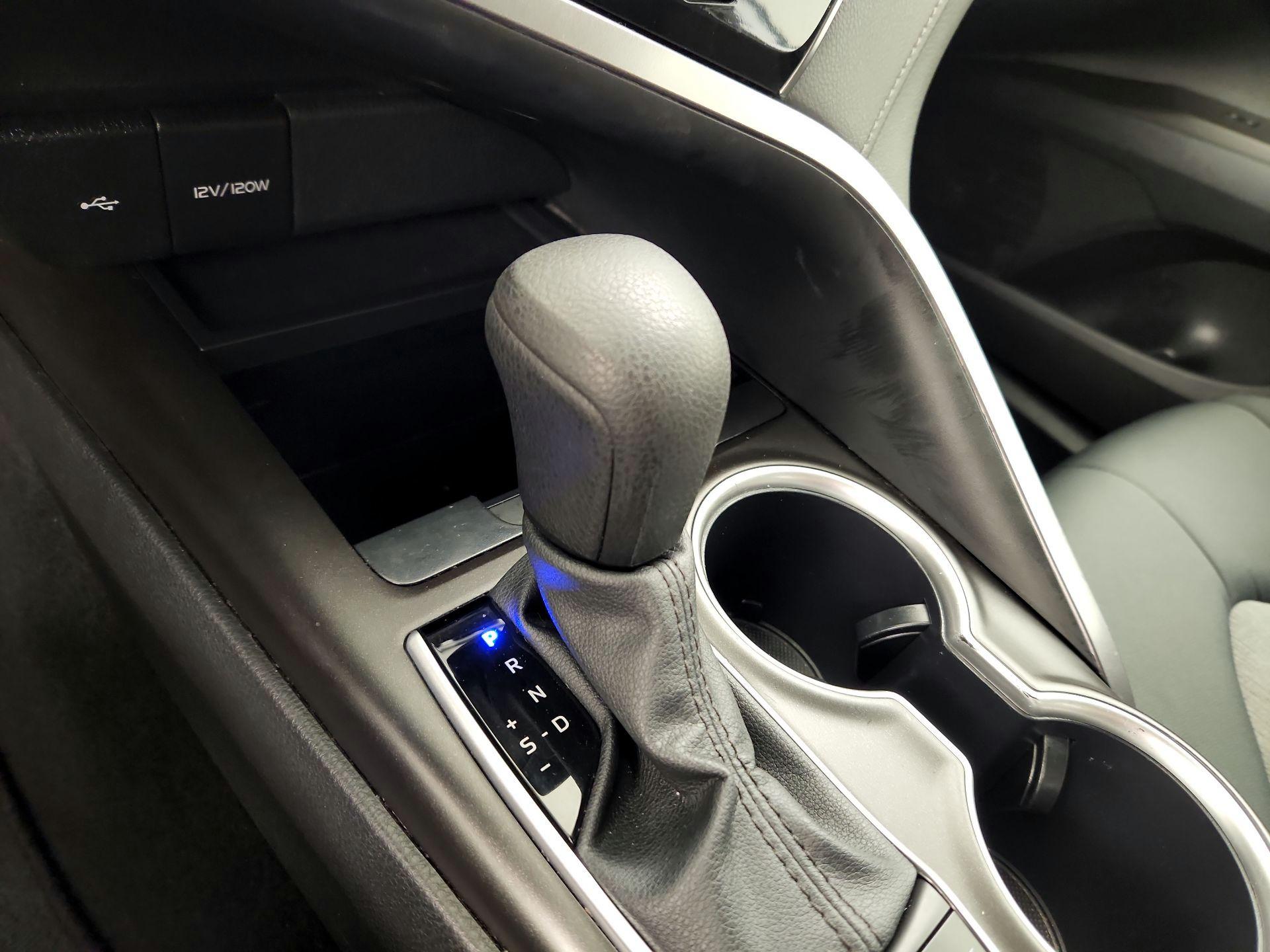 Thumbnail: 2024 Toyota Camry - 17