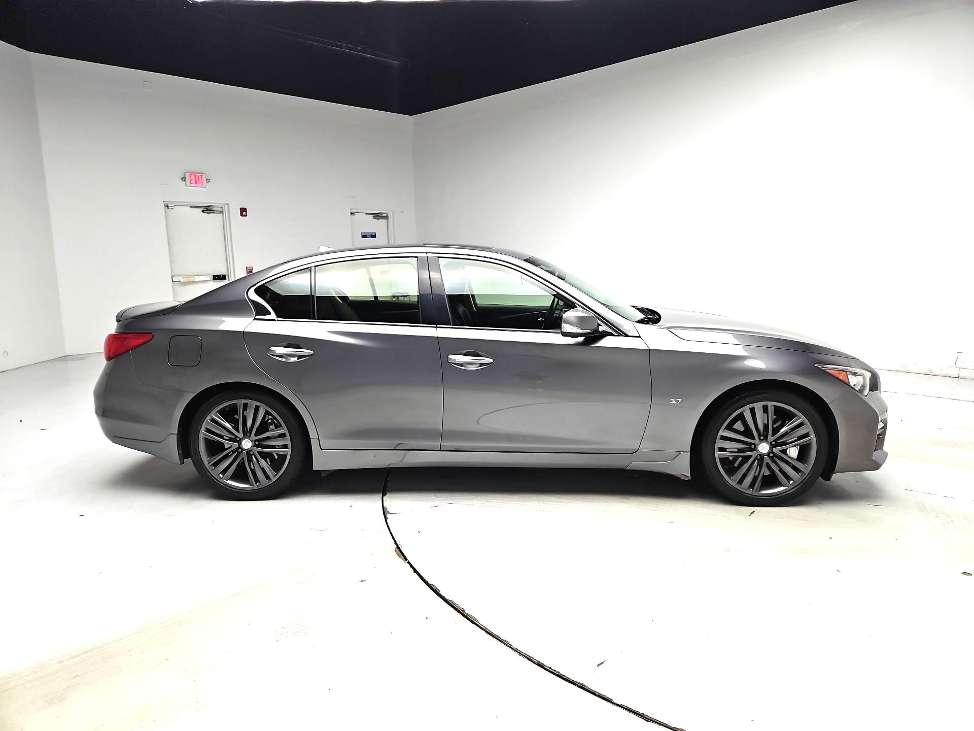 Thumbnail: 2014 INFINITI Q50 - 4