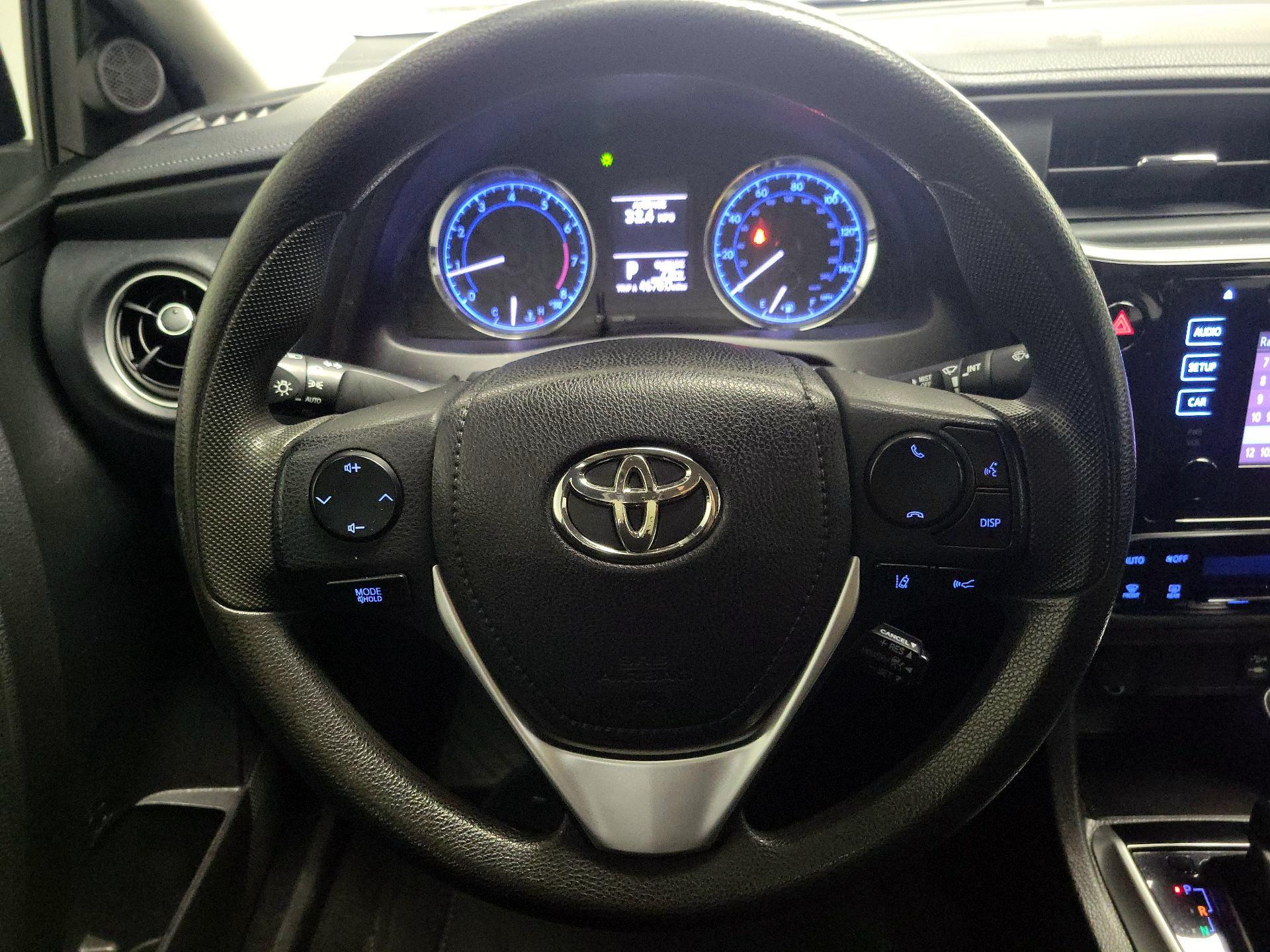 Thumbnail: 2019 Toyota Corolla - 10