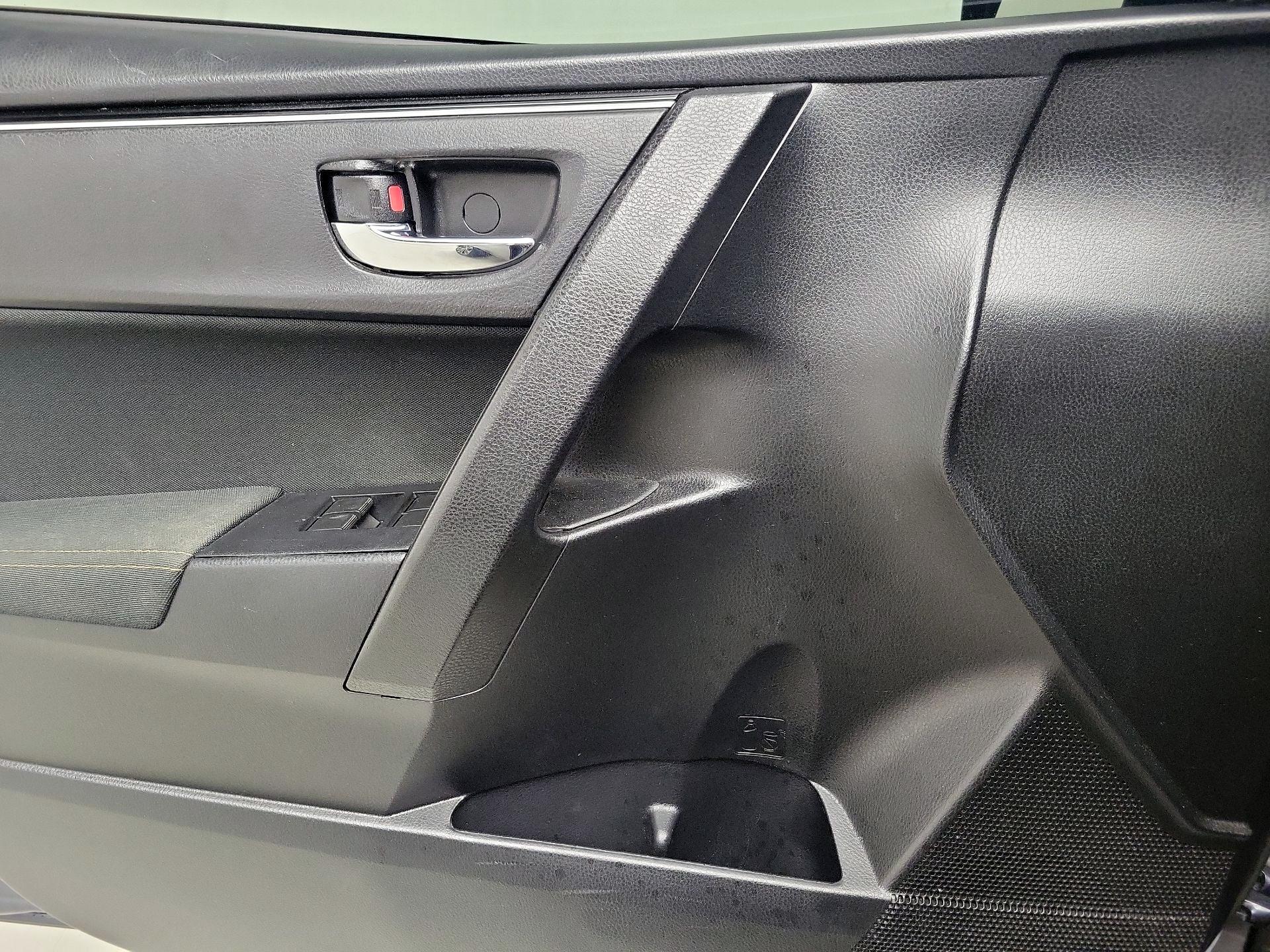 Thumbnail: 2019 Toyota Corolla - 12