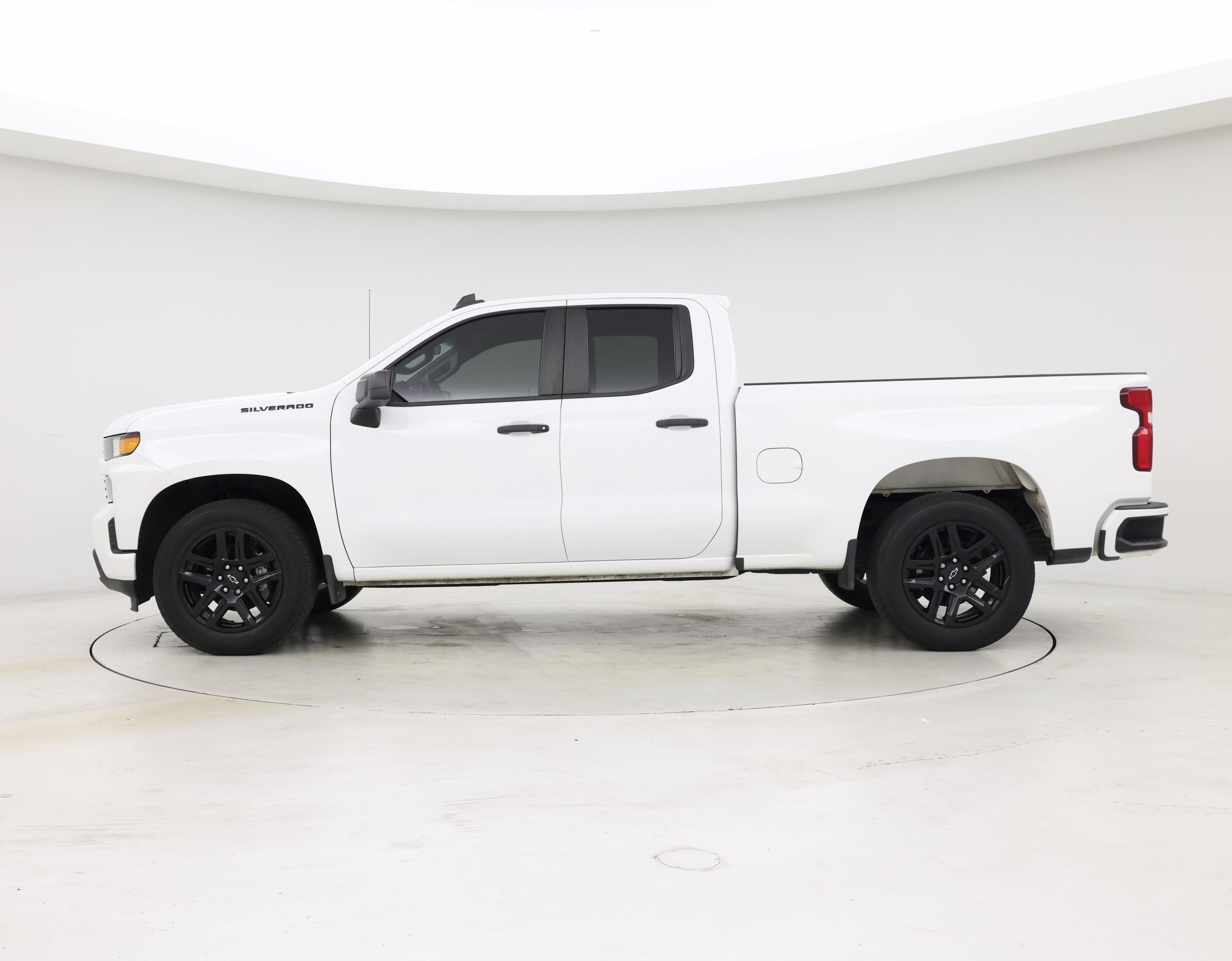 Thumbnail: 2022 Chevrolet Silverado 1500 - 3