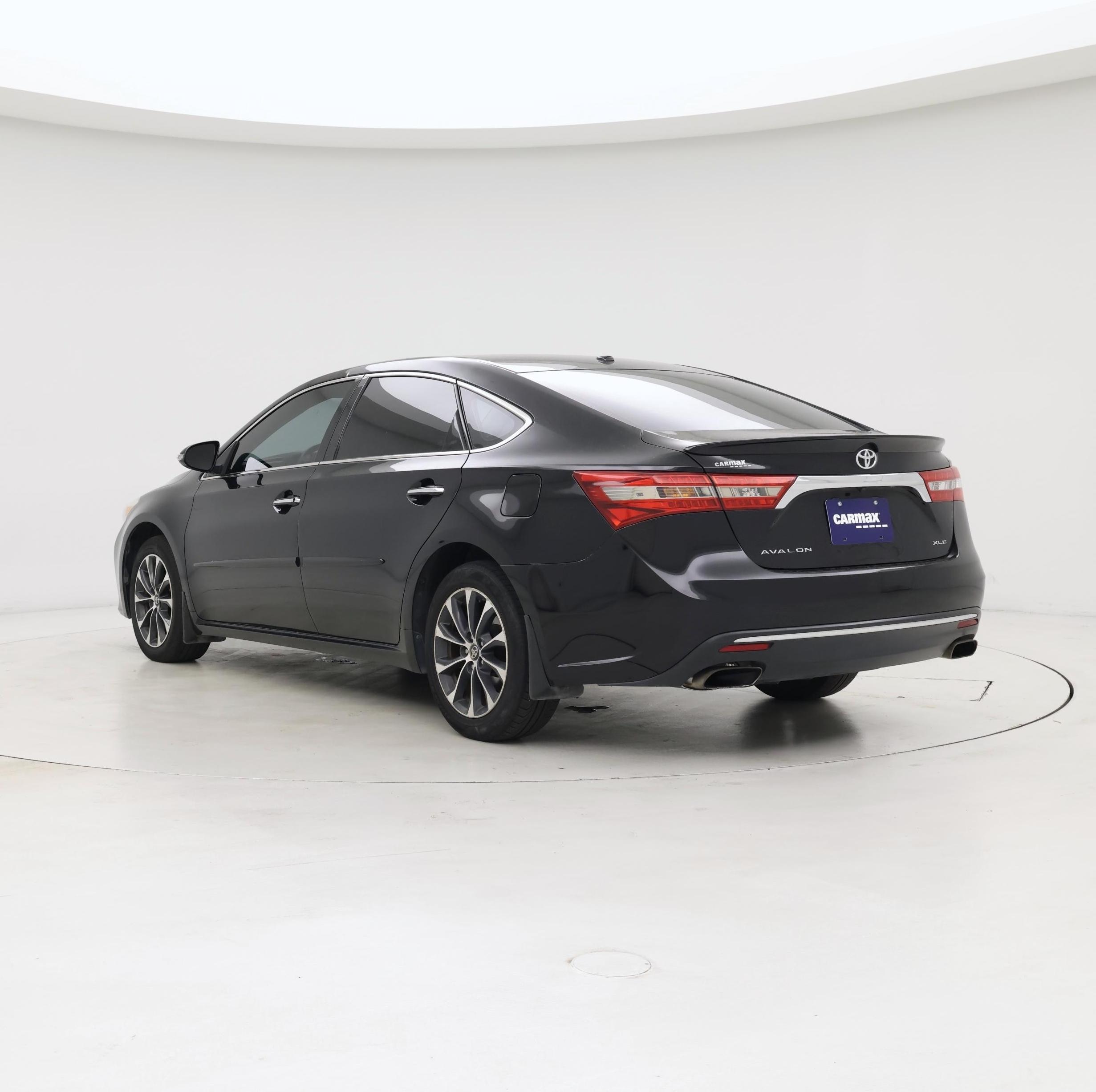 Thumbnail: 2018 Toyota Avalon - 2