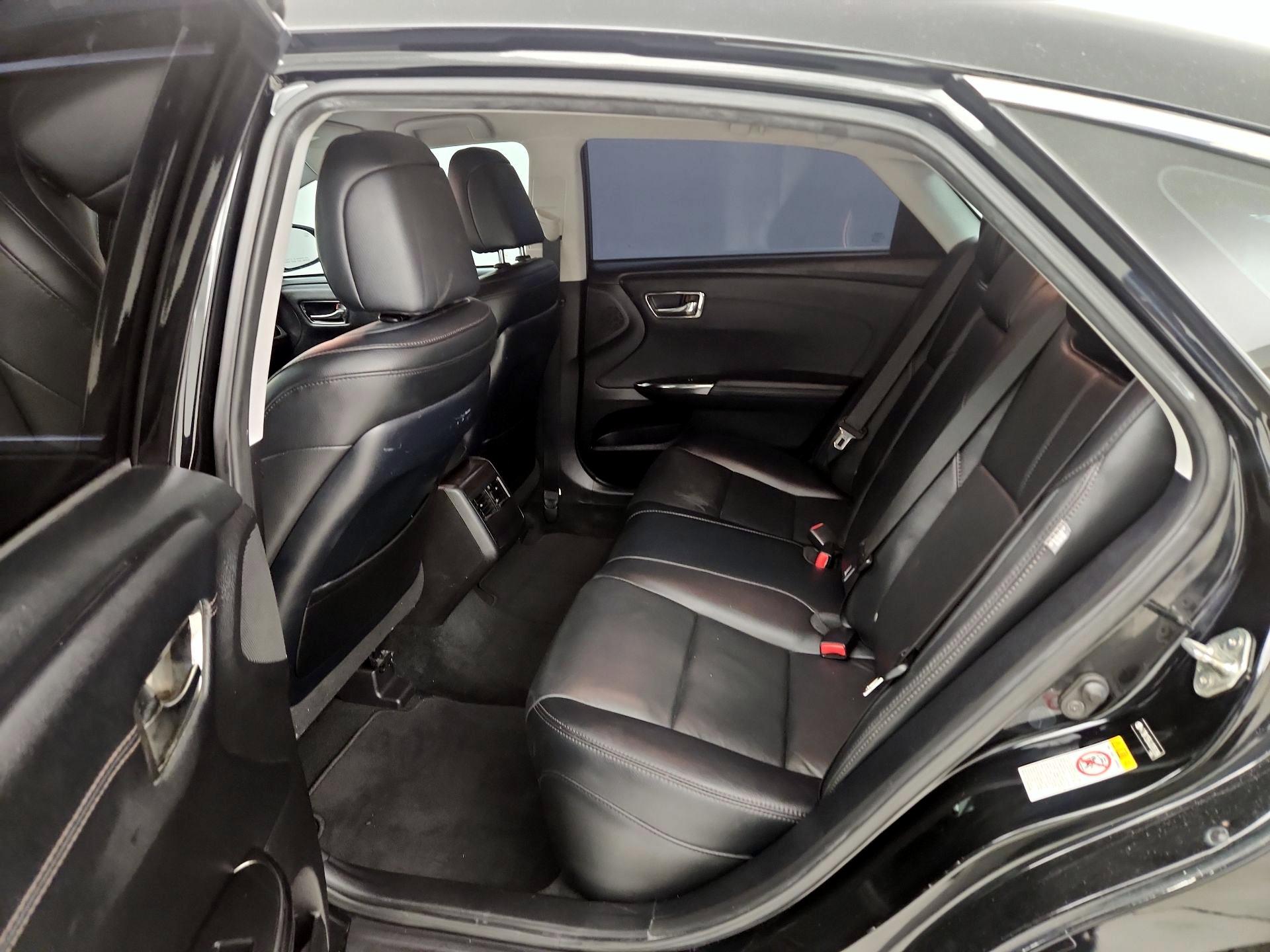 Thumbnail: 2018 Toyota Avalon - 19