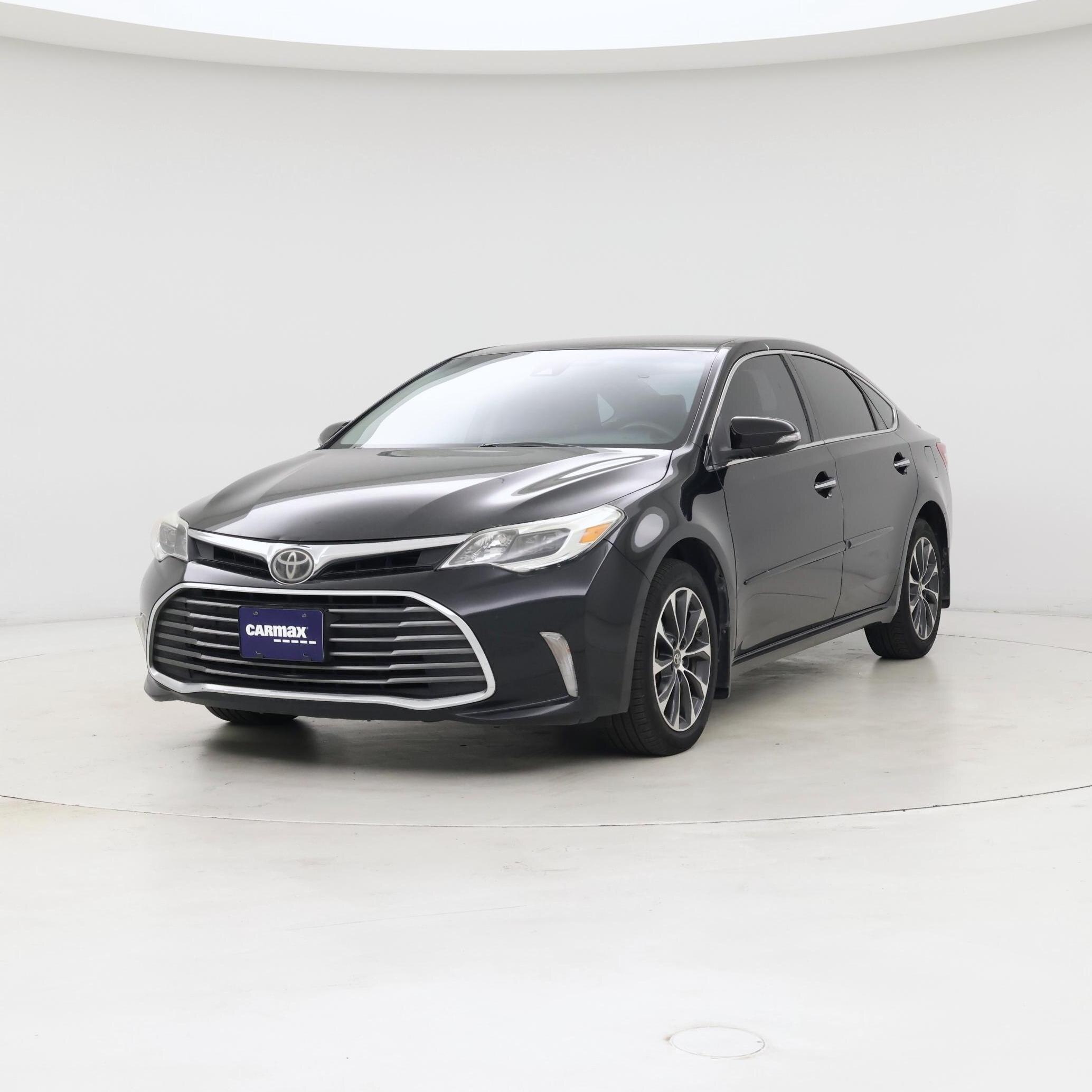 Thumbnail: 2018 Toyota Avalon - 4