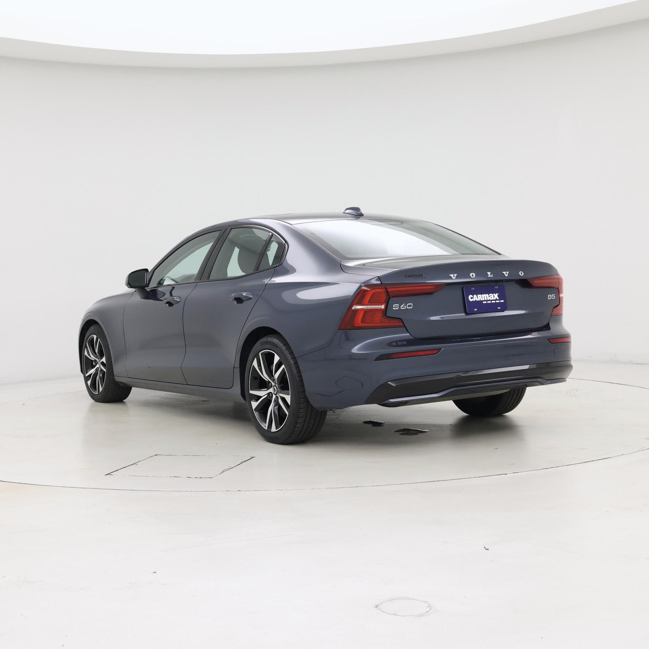 Thumbnail: 2025 Volvo S60 - 2
