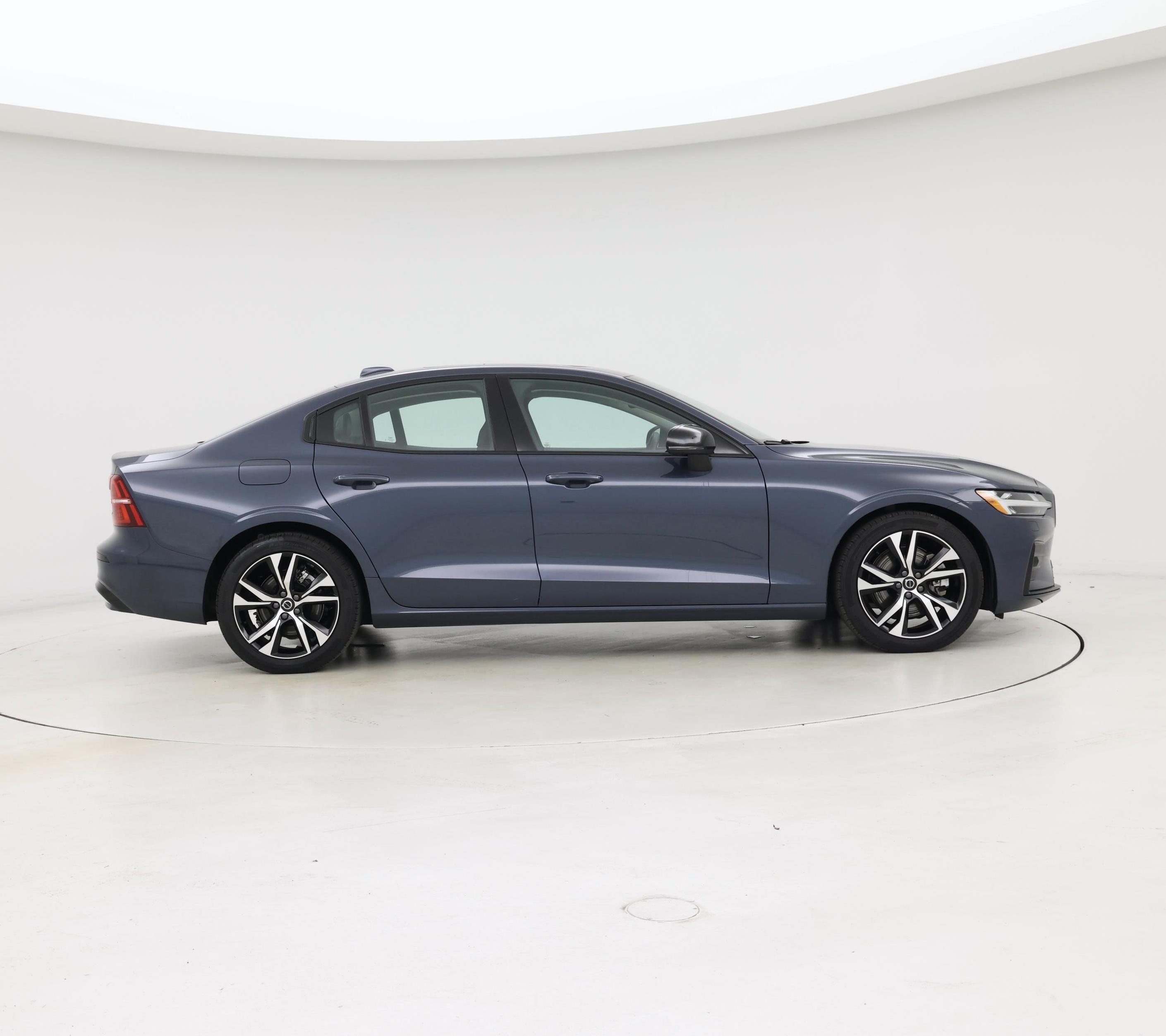 Thumbnail: 2025 Volvo S60 - 7