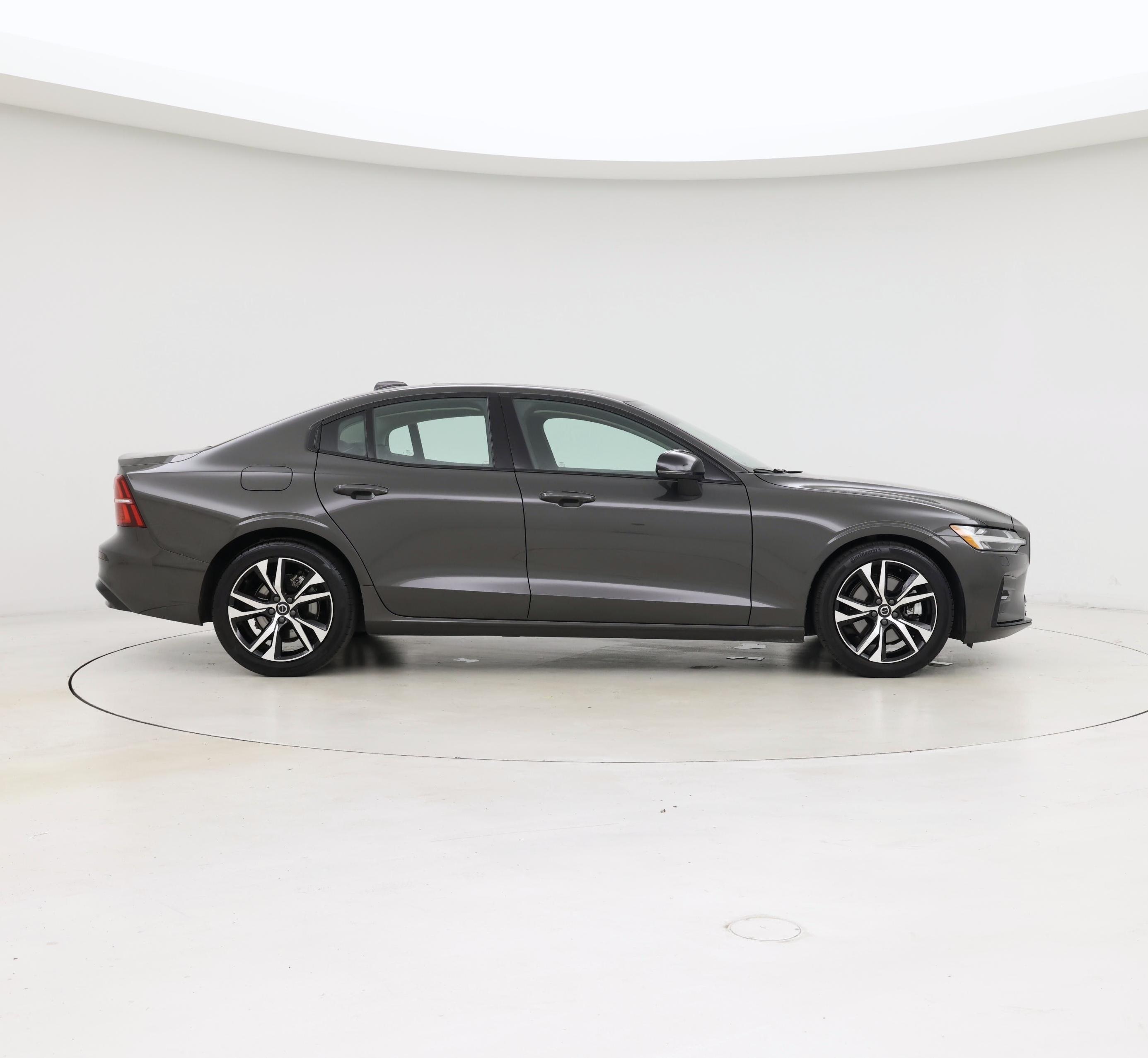 Thumbnail: 2025 Volvo S60 - 7