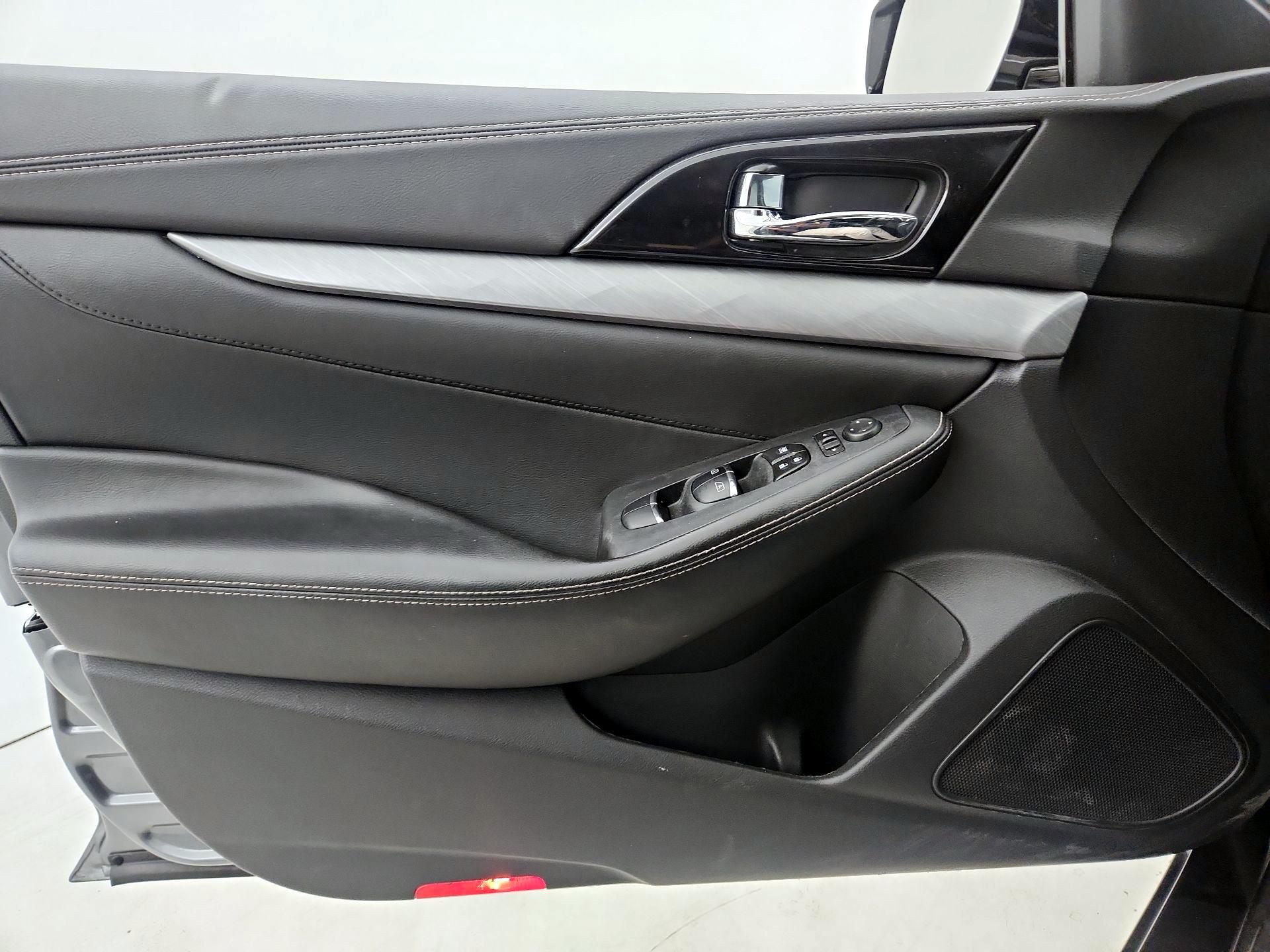Thumbnail: 2018 Nissan Maxima - 12