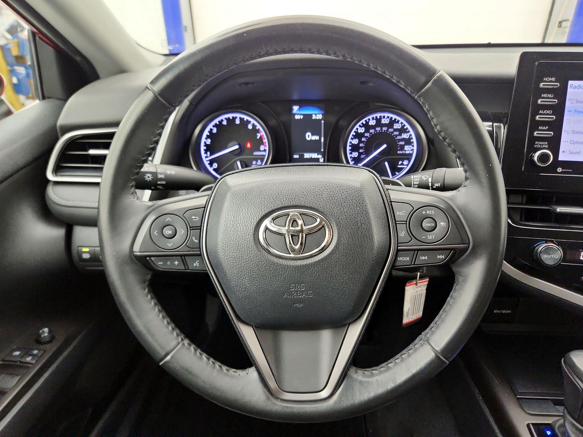Thumbnail: 2021 Toyota Camry - 10