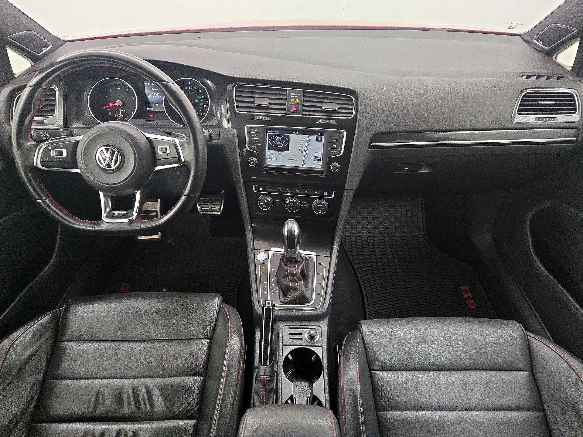 Thumbnail: 2016 Volkswagen Golf - 9