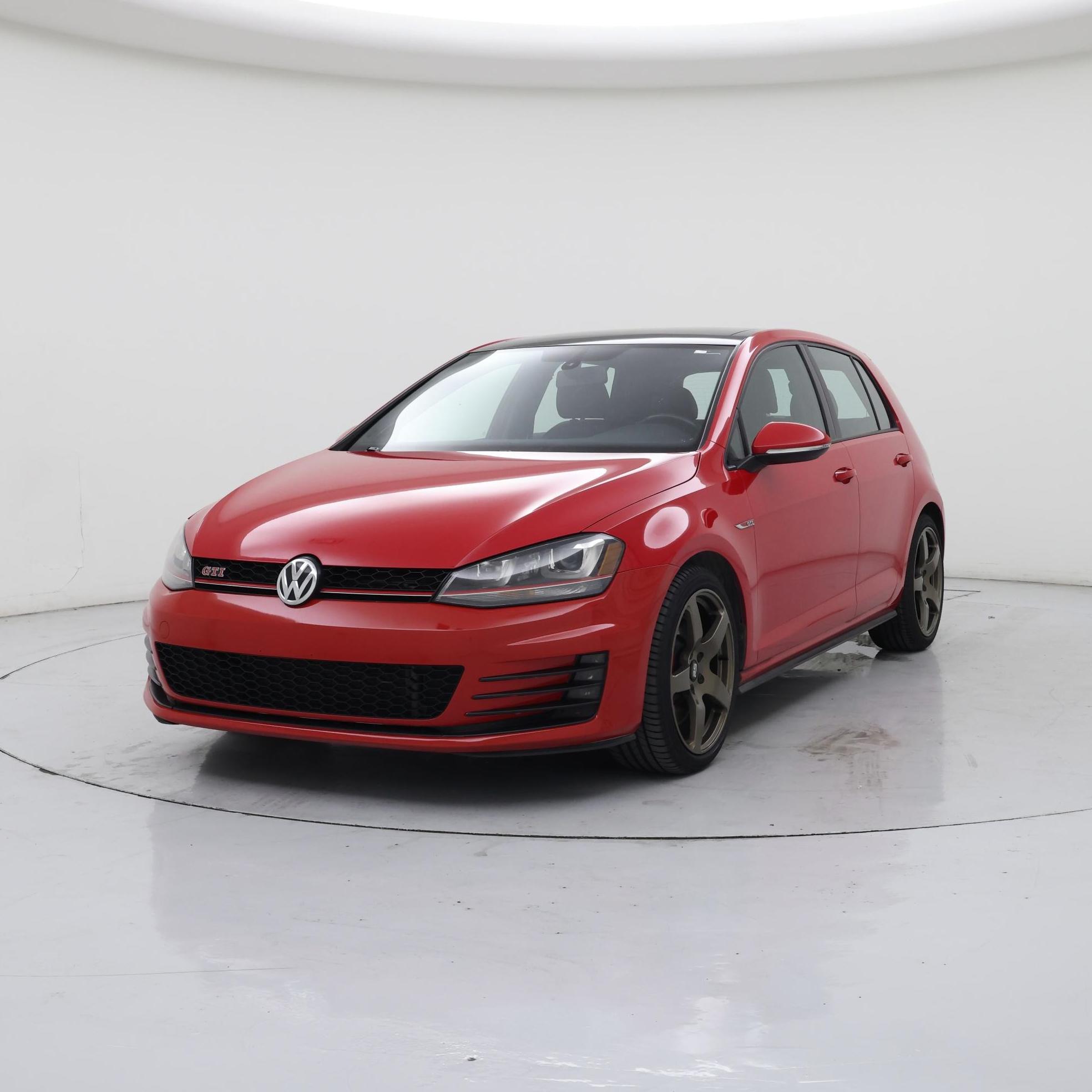 Thumbnail: 2016 Volkswagen Golf - 4