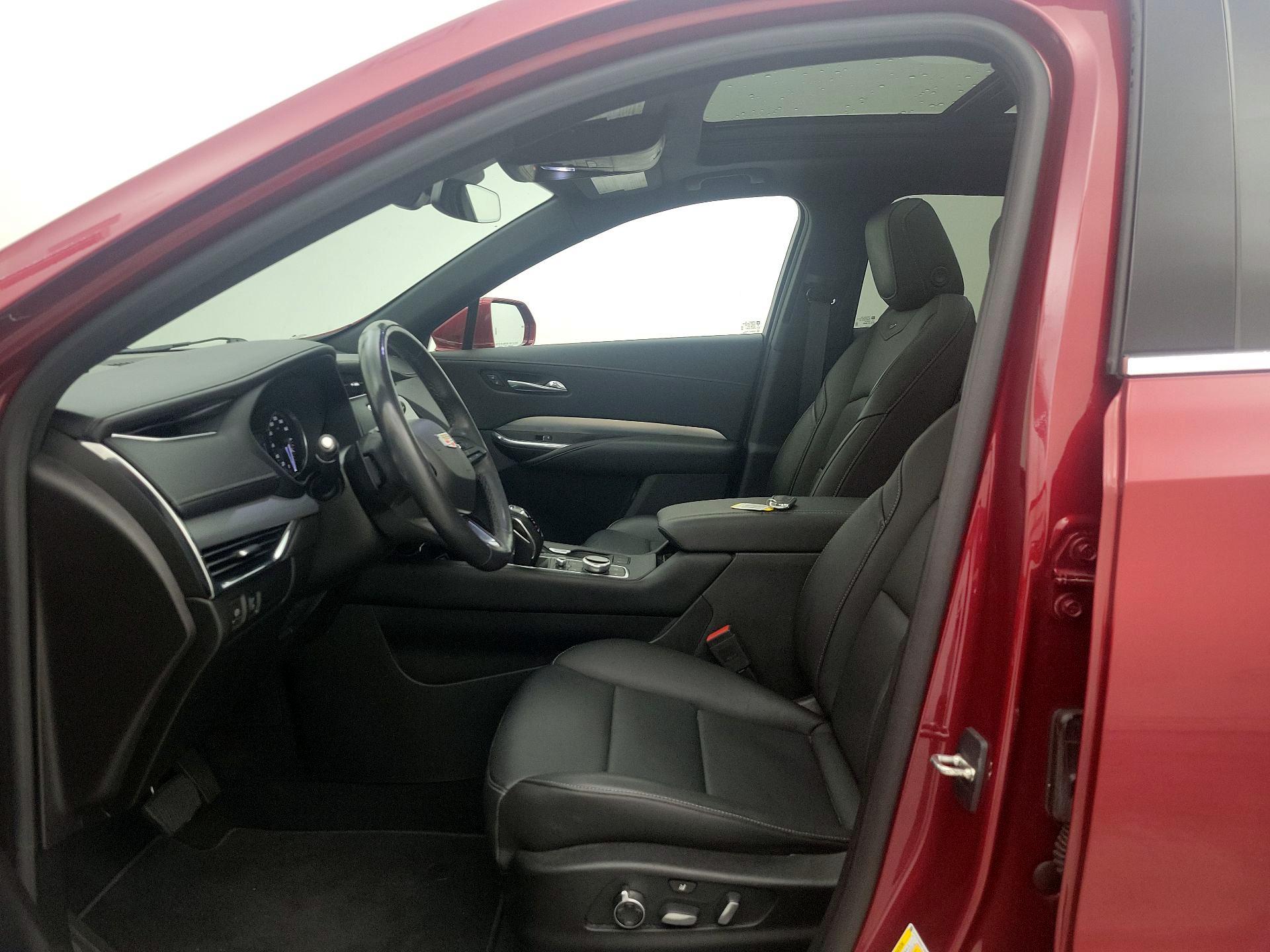 Thumbnail: 2019 Cadillac XT4 - 11