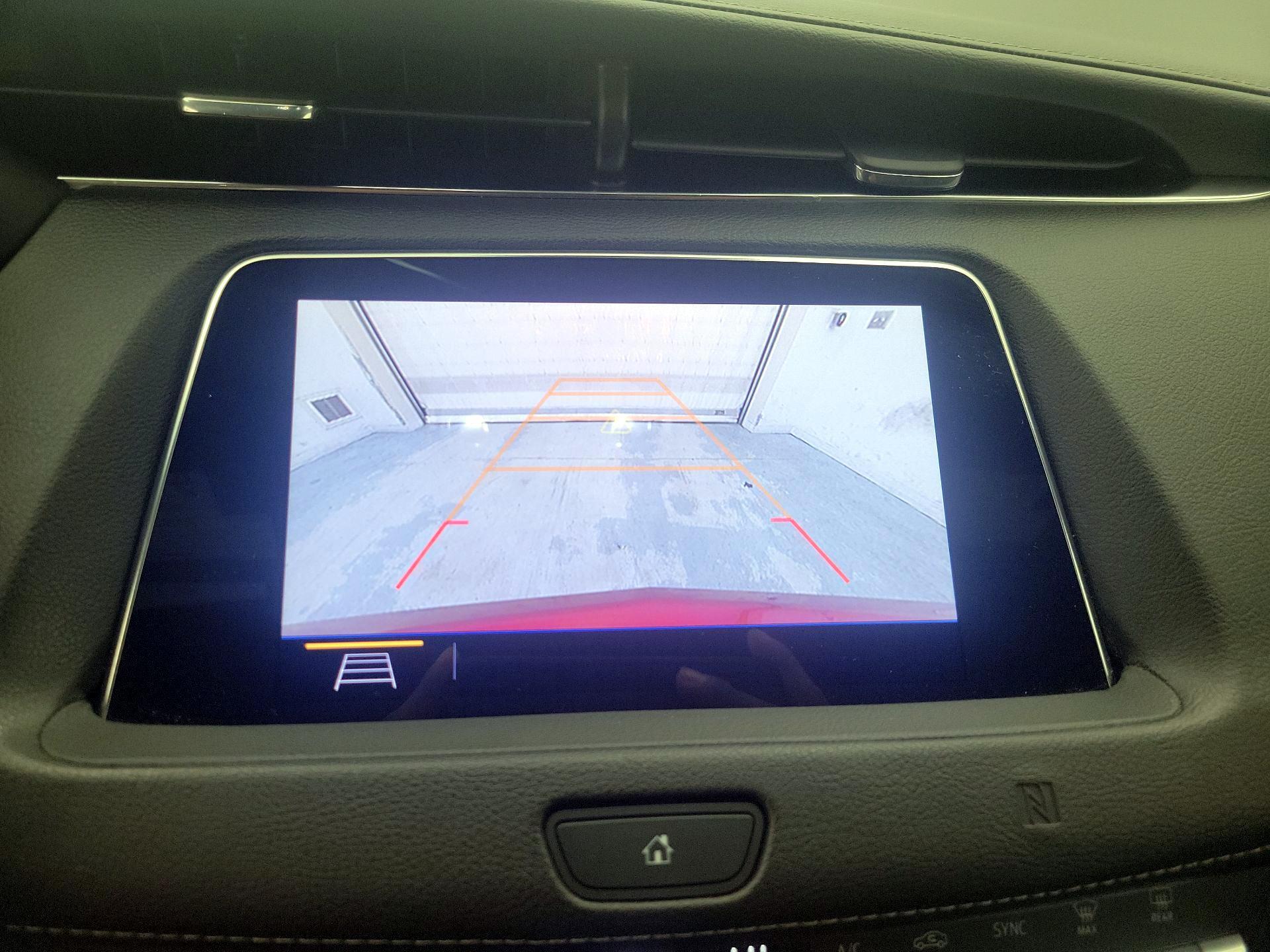 Thumbnail: 2019 Cadillac XT4 - 14