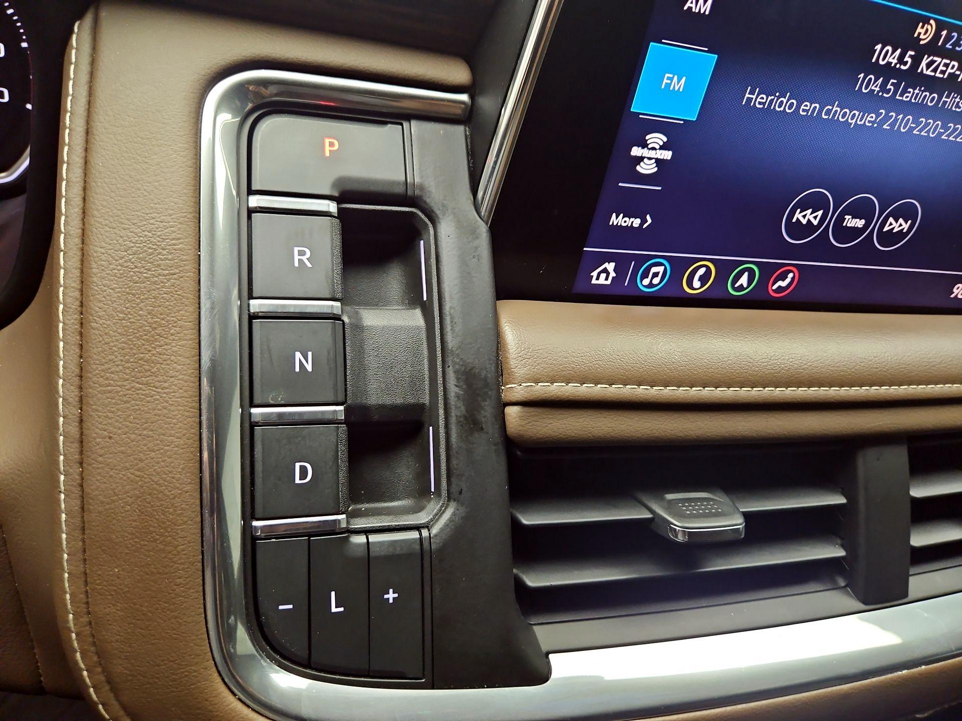 Thumbnail: 2021 Chevrolet Suburban - 15