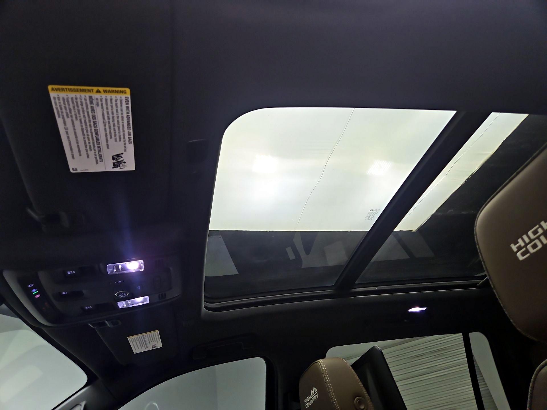 Thumbnail: 2021 Chevrolet Suburban - 17