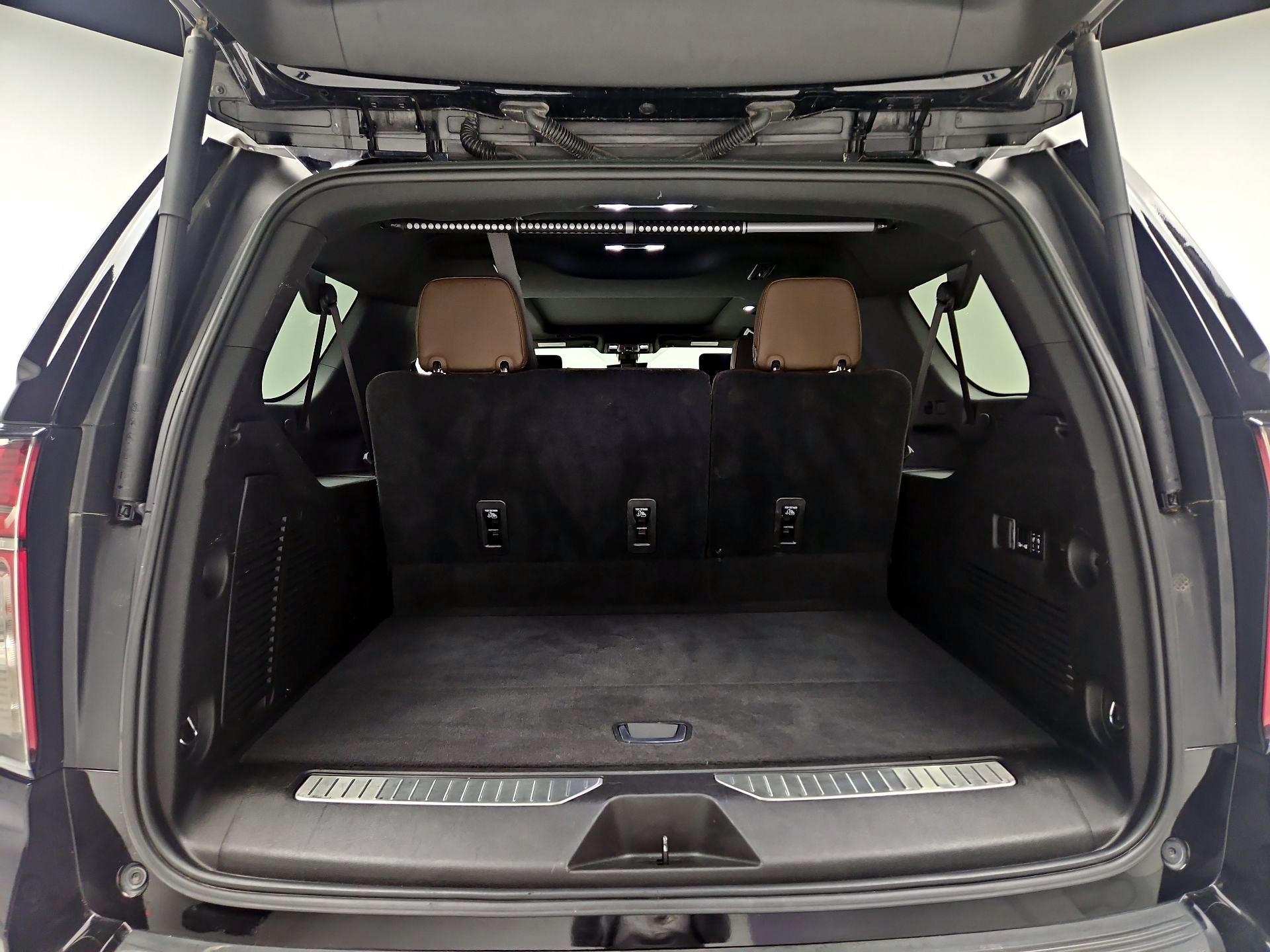 Thumbnail: 2021 Chevrolet Suburban - 20