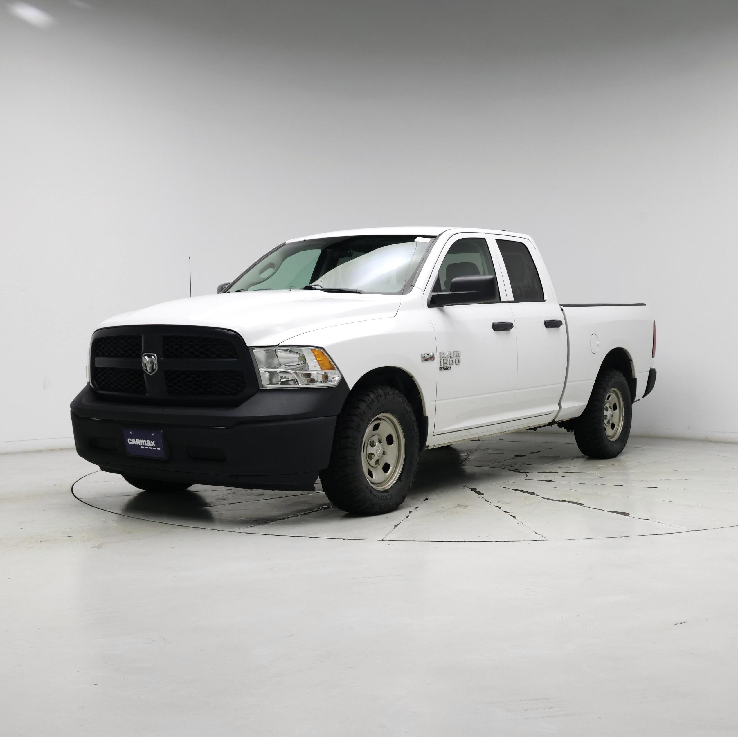 Thumbnail: 2021 RAM 1500 Classic - 4