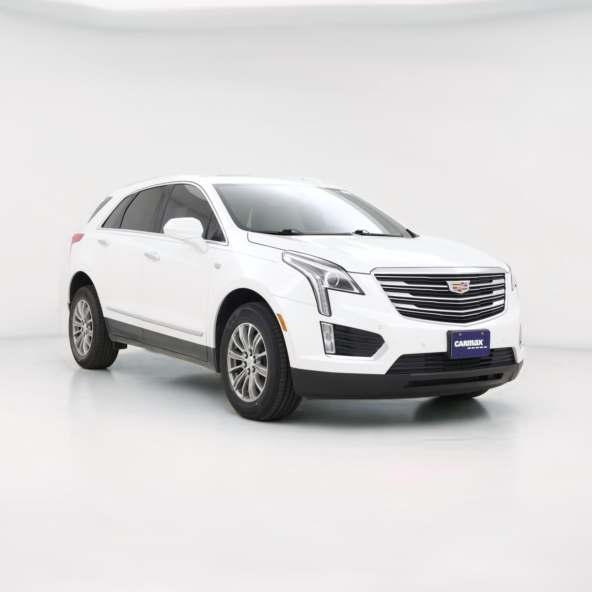 Thumbnail: 2017 Cadillac XT5 - 1