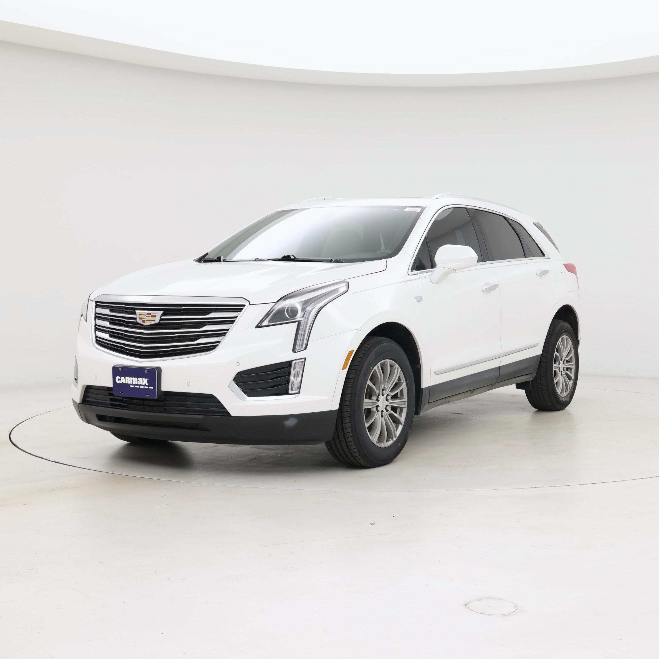 Thumbnail: 2017 Cadillac XT5 - 4