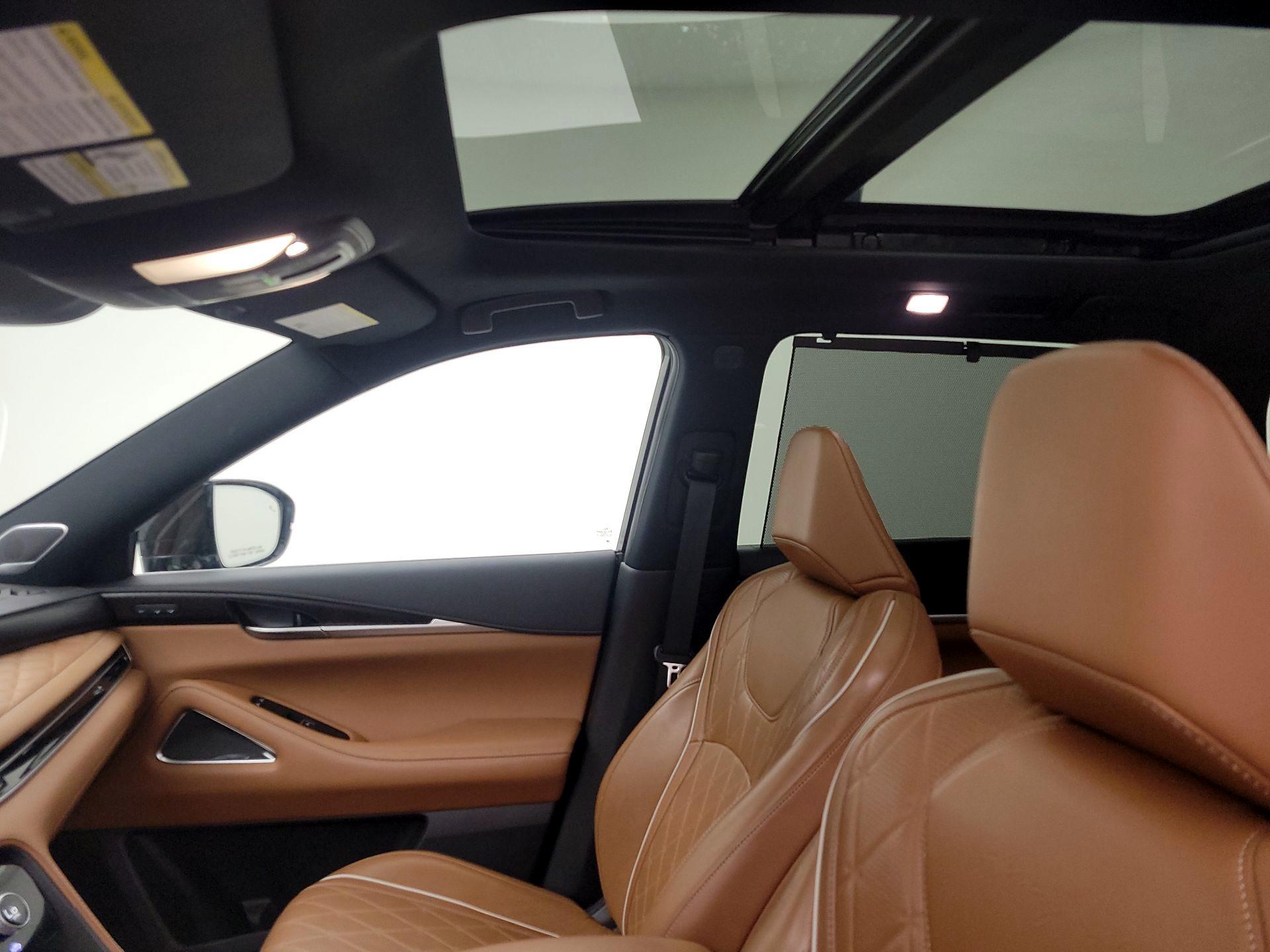 Thumbnail: 2023 INFINITI QX60 - 20