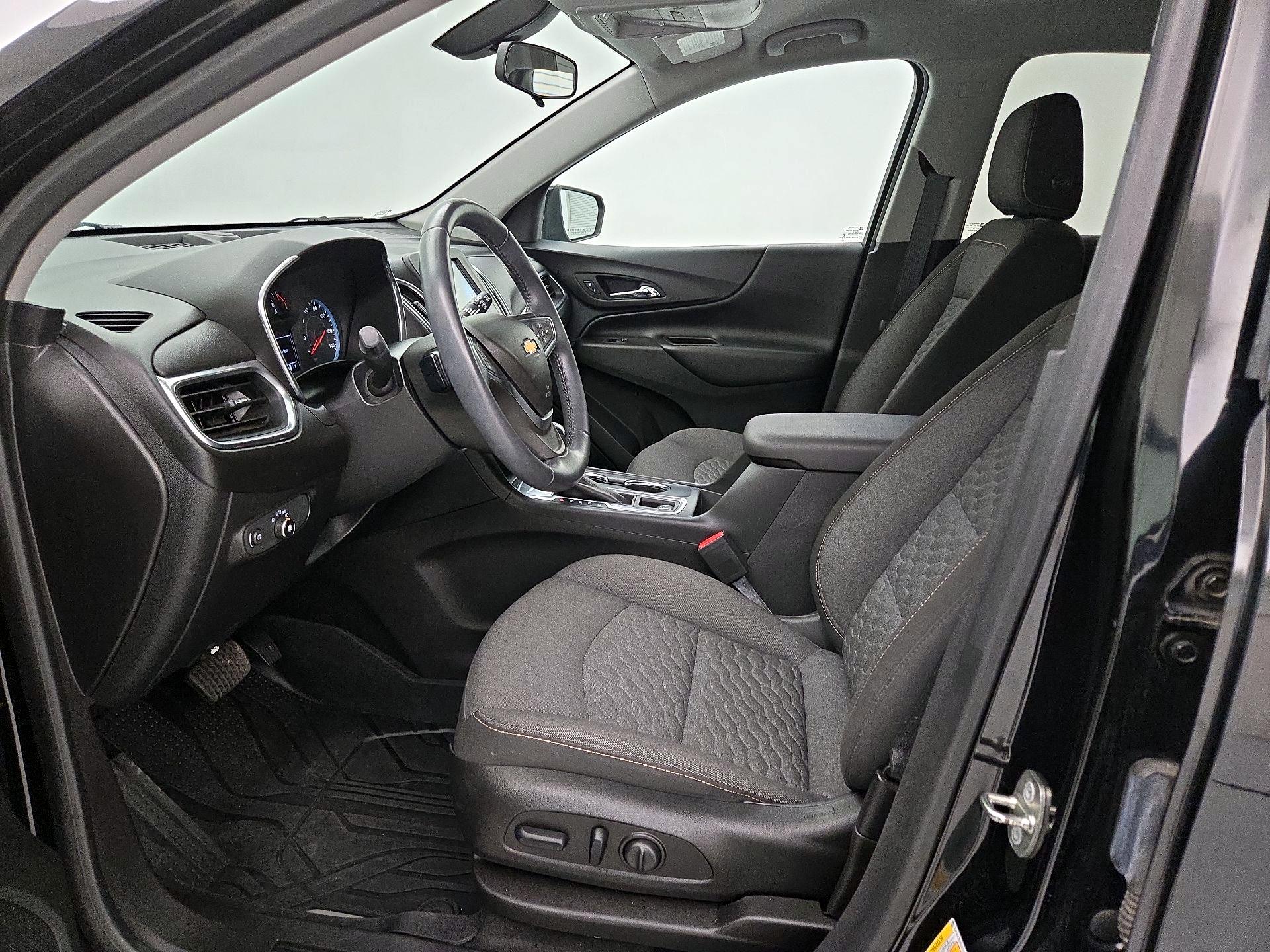 Thumbnail: 2018 Chevrolet Equinox - 11