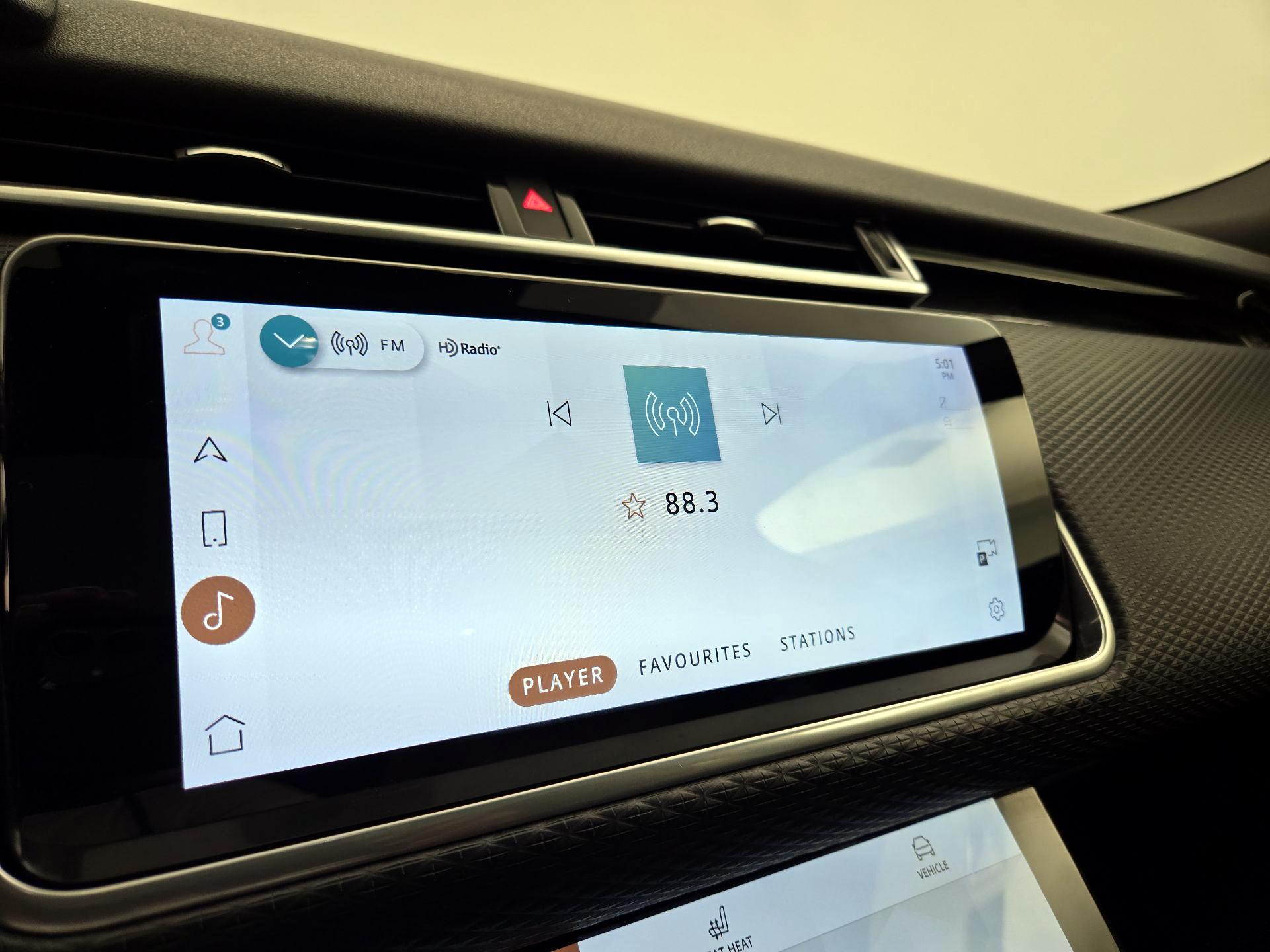 Thumbnail: 2022 Land Rover Range Rover Velar - 16
