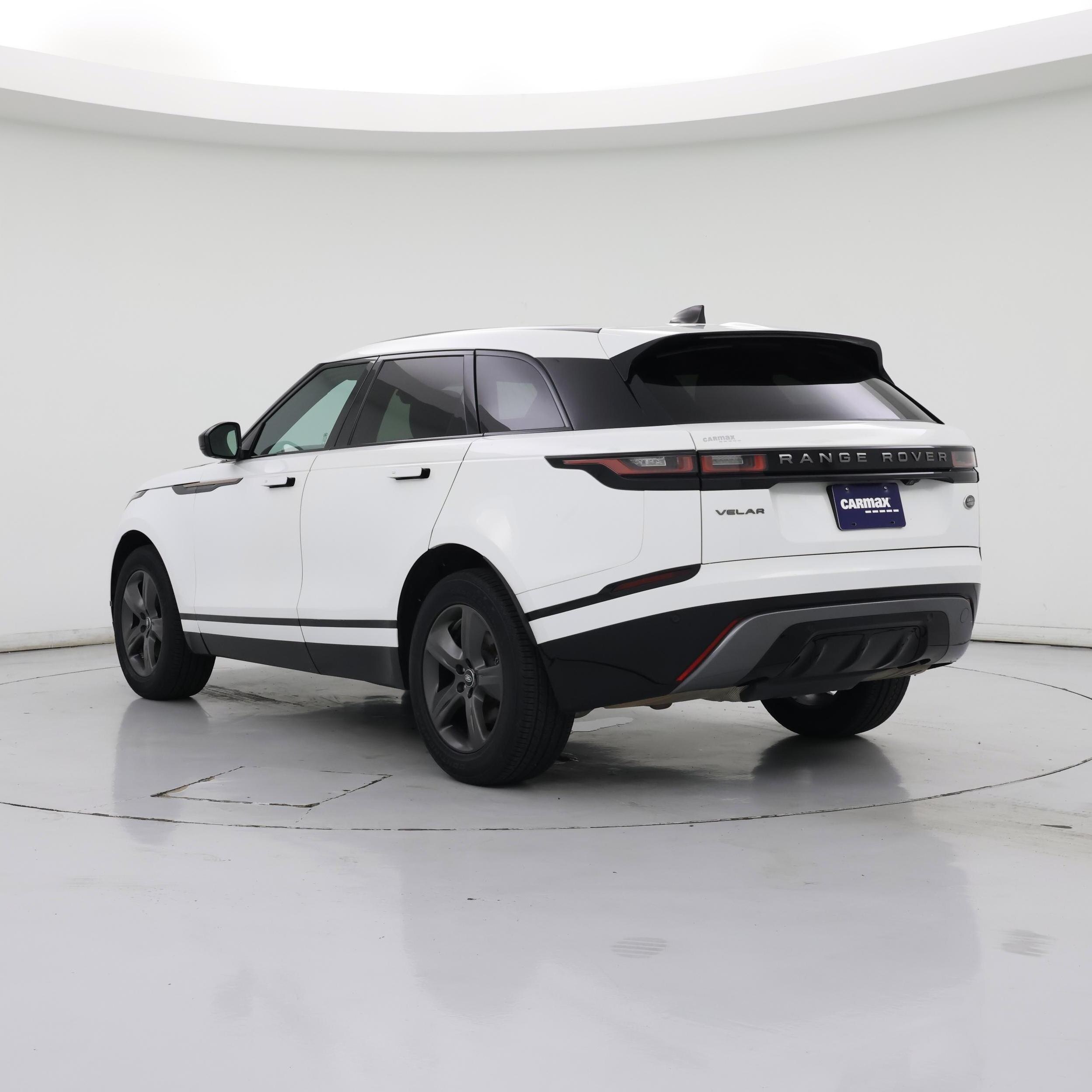 Thumbnail: 2022 Land Rover Range Rover Velar - 2