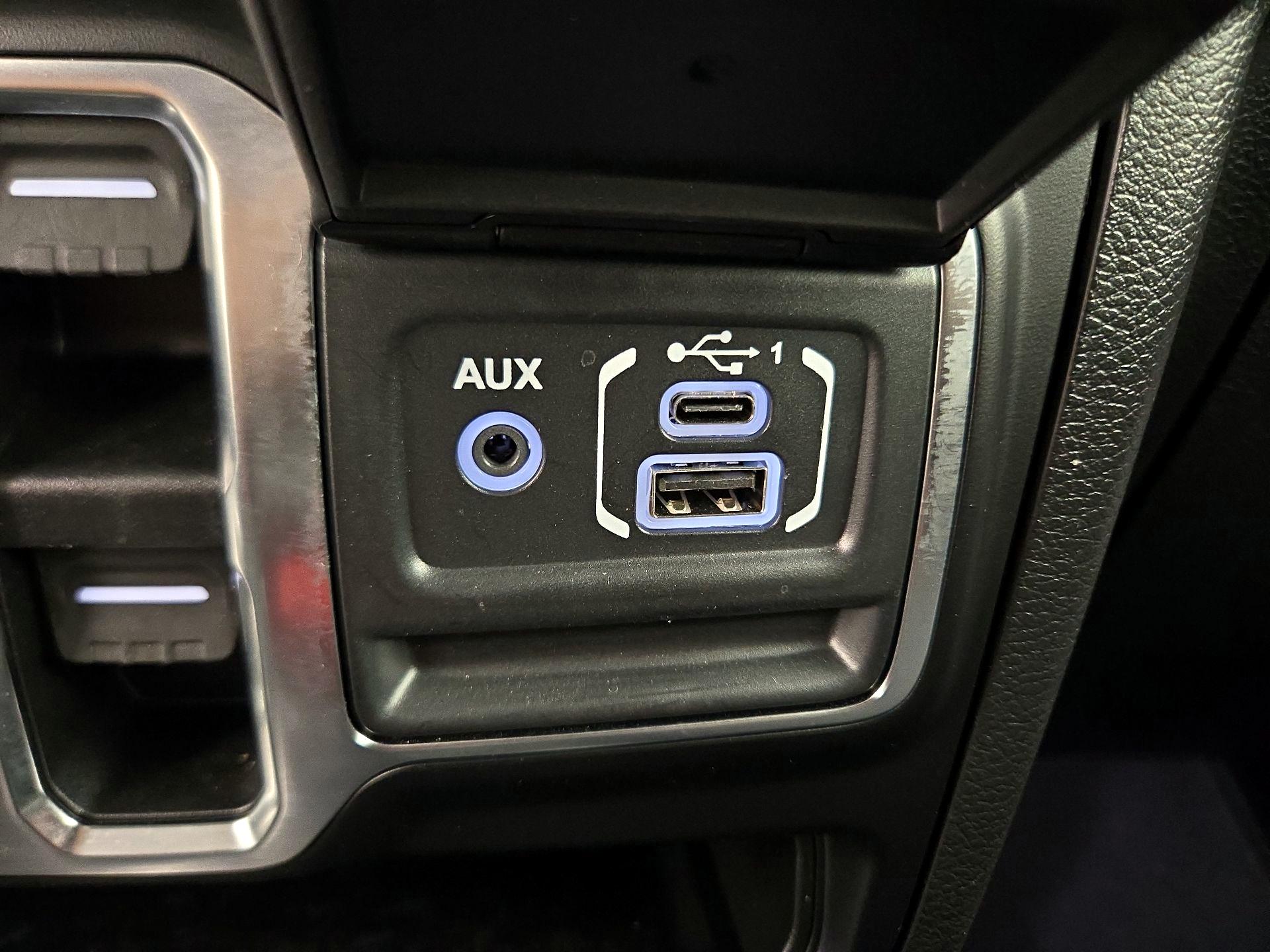 Thumbnail: 2021 Jeep Gladiator - 19