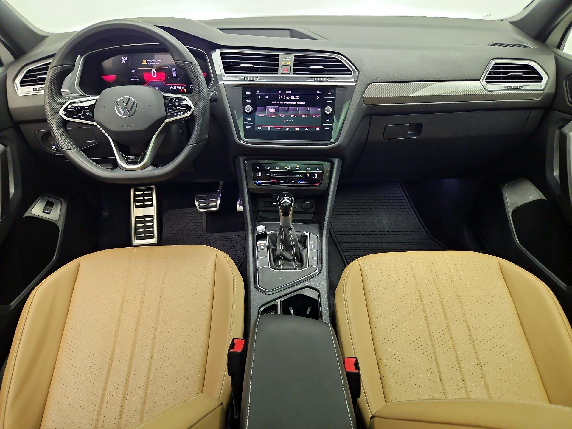 Thumbnail: 2024 Volkswagen Tiguan - 9