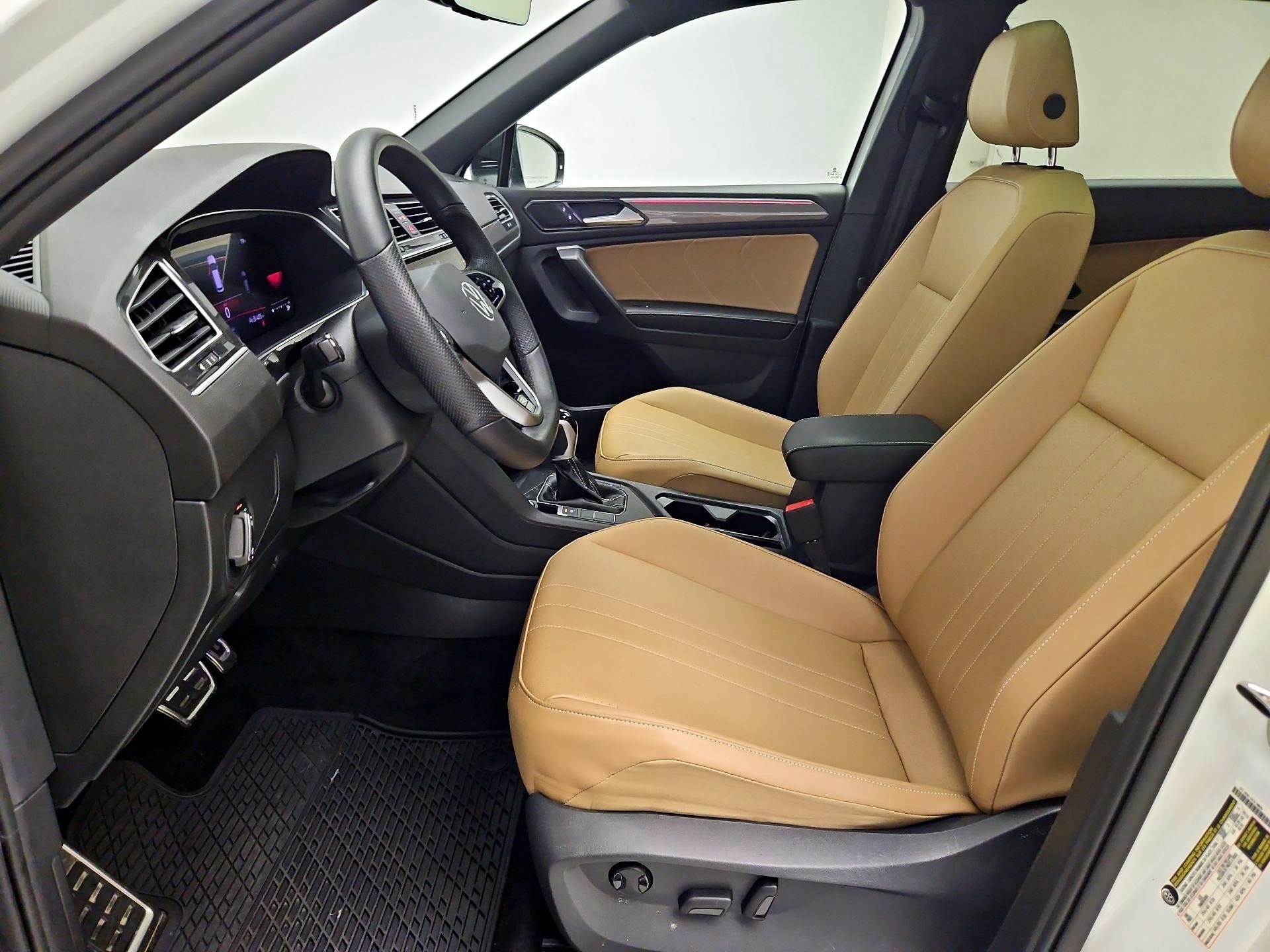 Thumbnail: 2024 Volkswagen Tiguan - 11