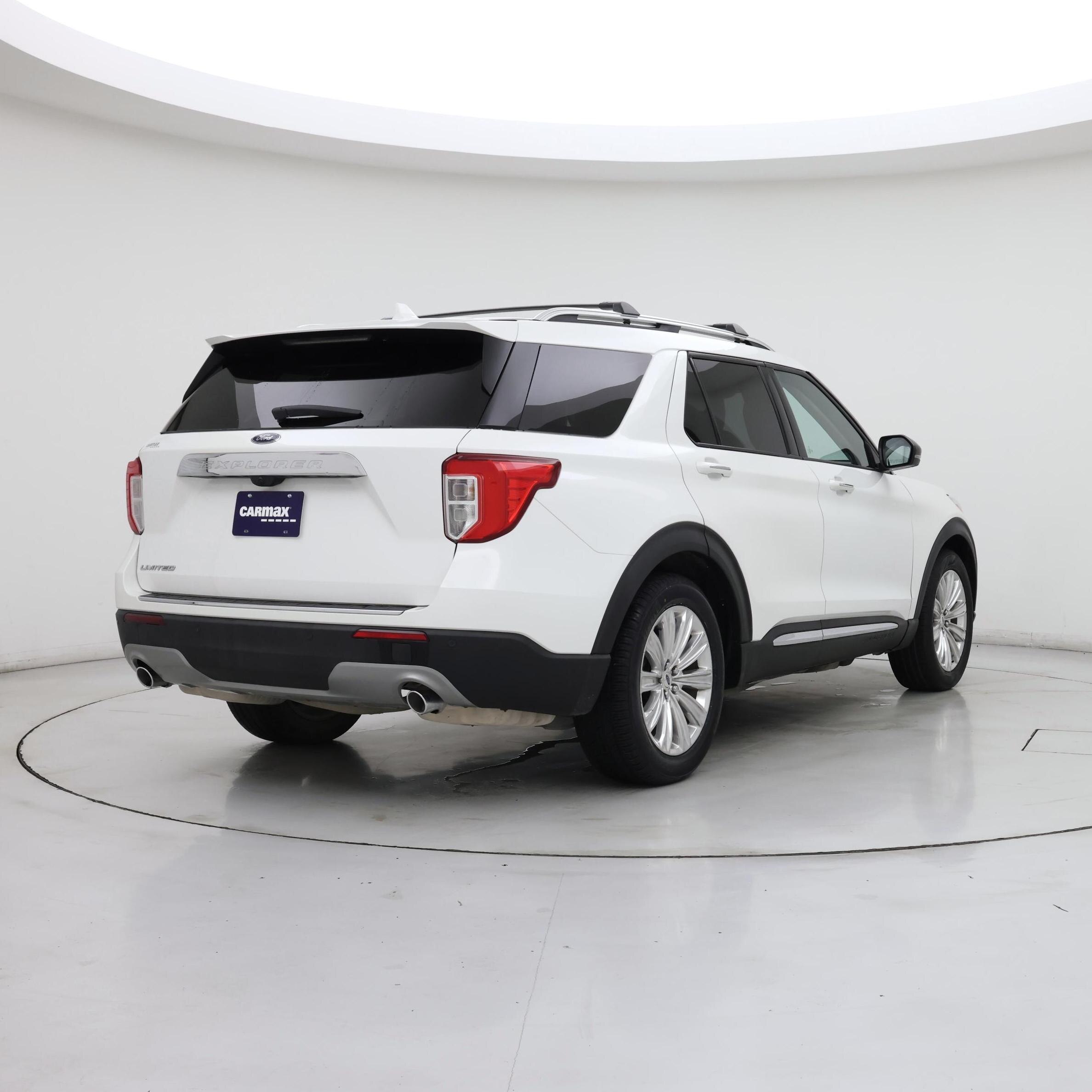 Thumbnail: 2023 Ford Explorer - 8