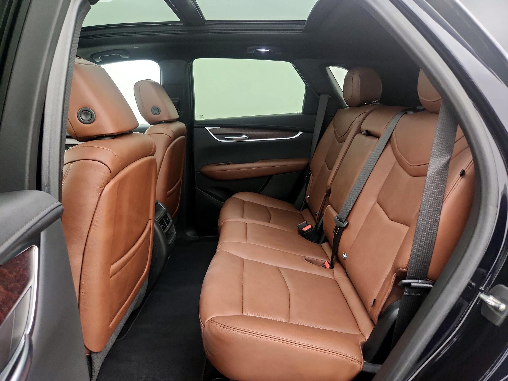Thumbnail: 2022 Cadillac XT5 - 20