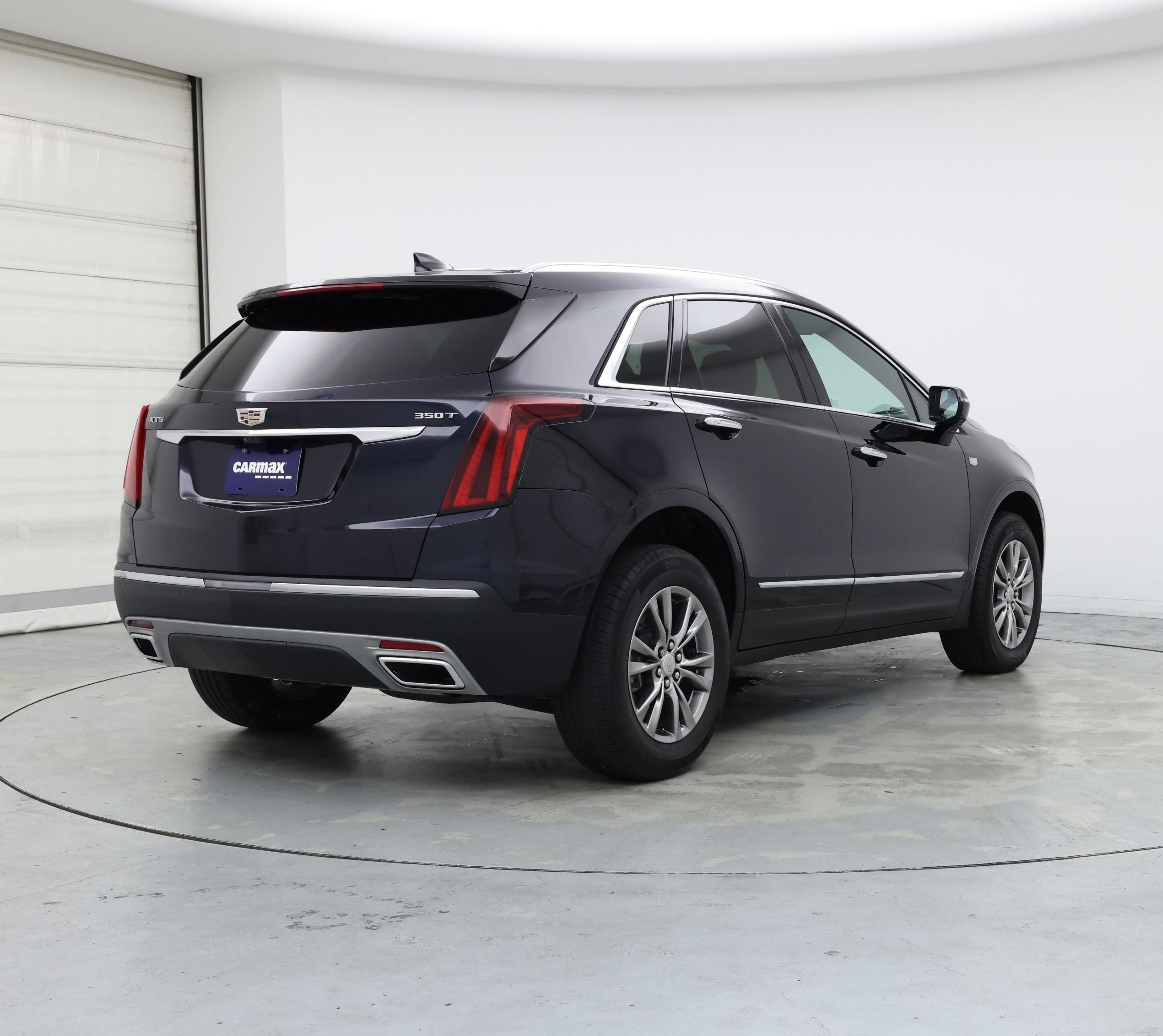 Thumbnail: 2022 Cadillac XT5 - 8