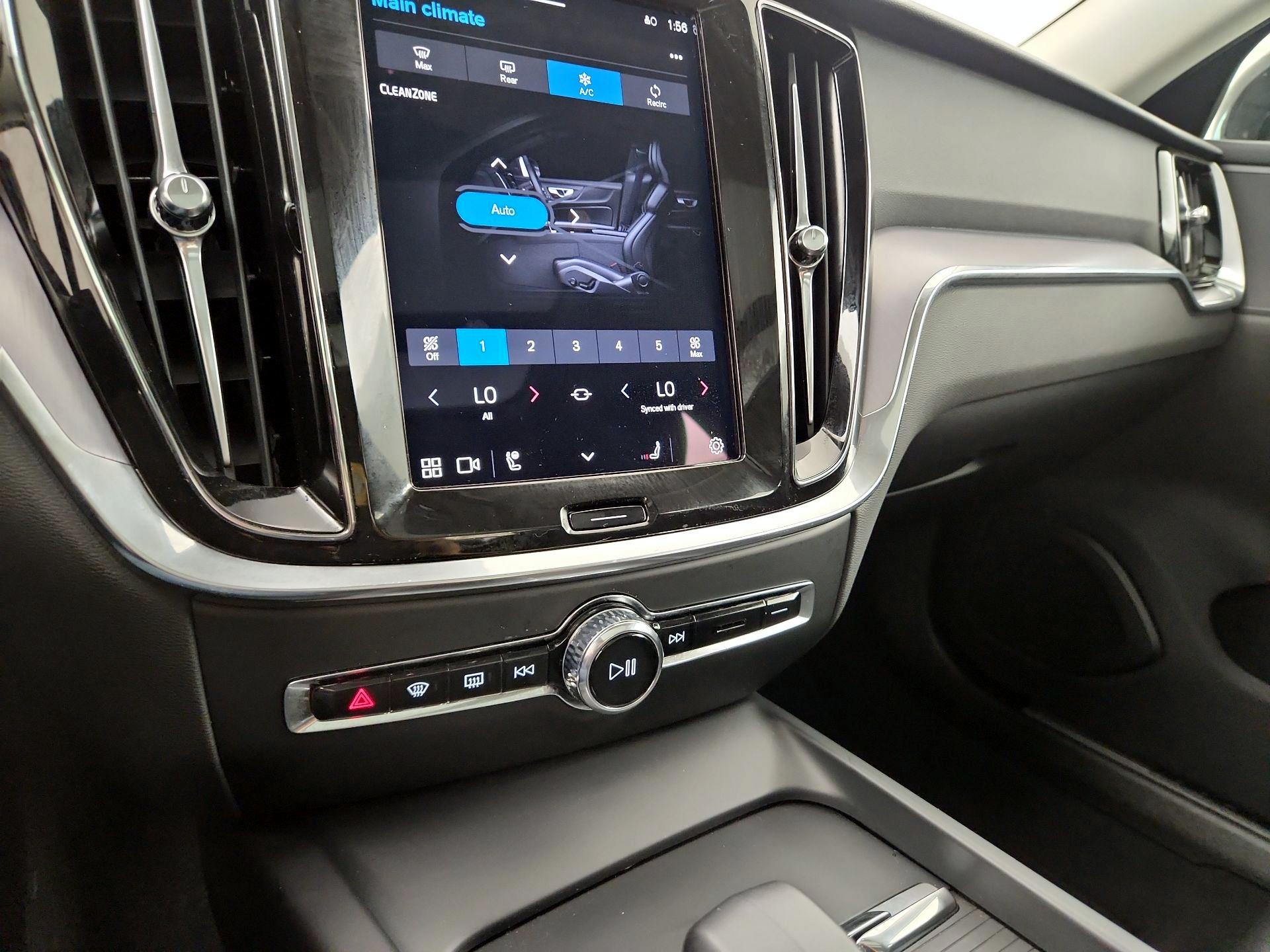 Thumbnail: 2025 Volvo S60 - 14