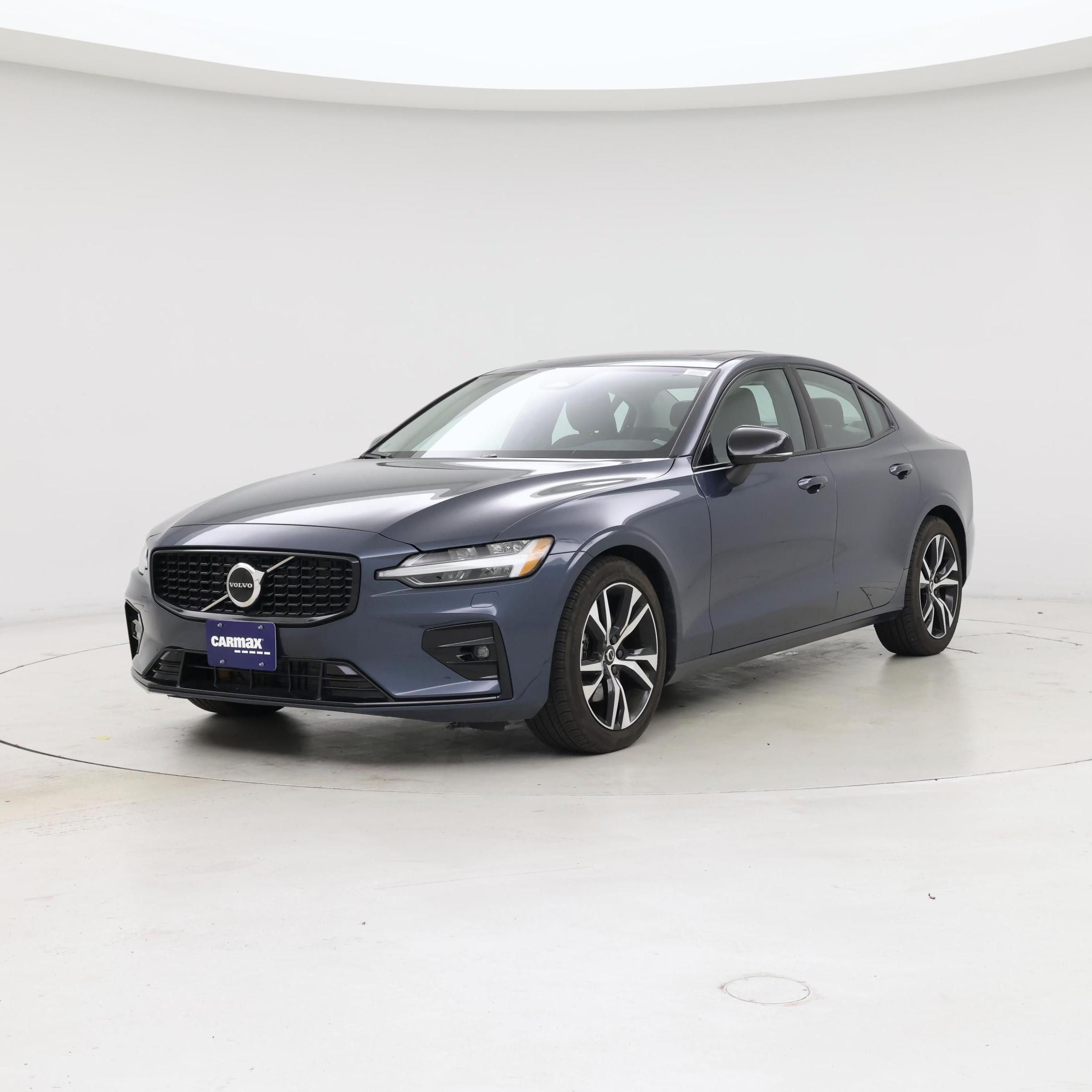 Thumbnail: 2025 Volvo S60 - 4