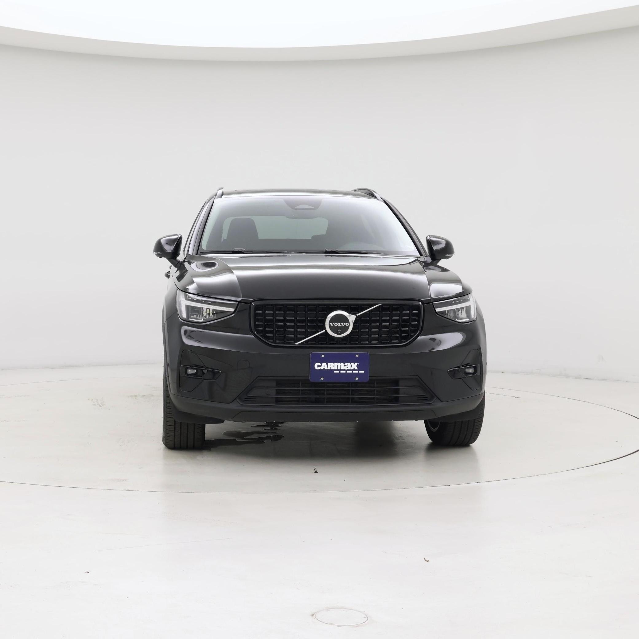 Thumbnail: 2025 Volvo XC40 - 5