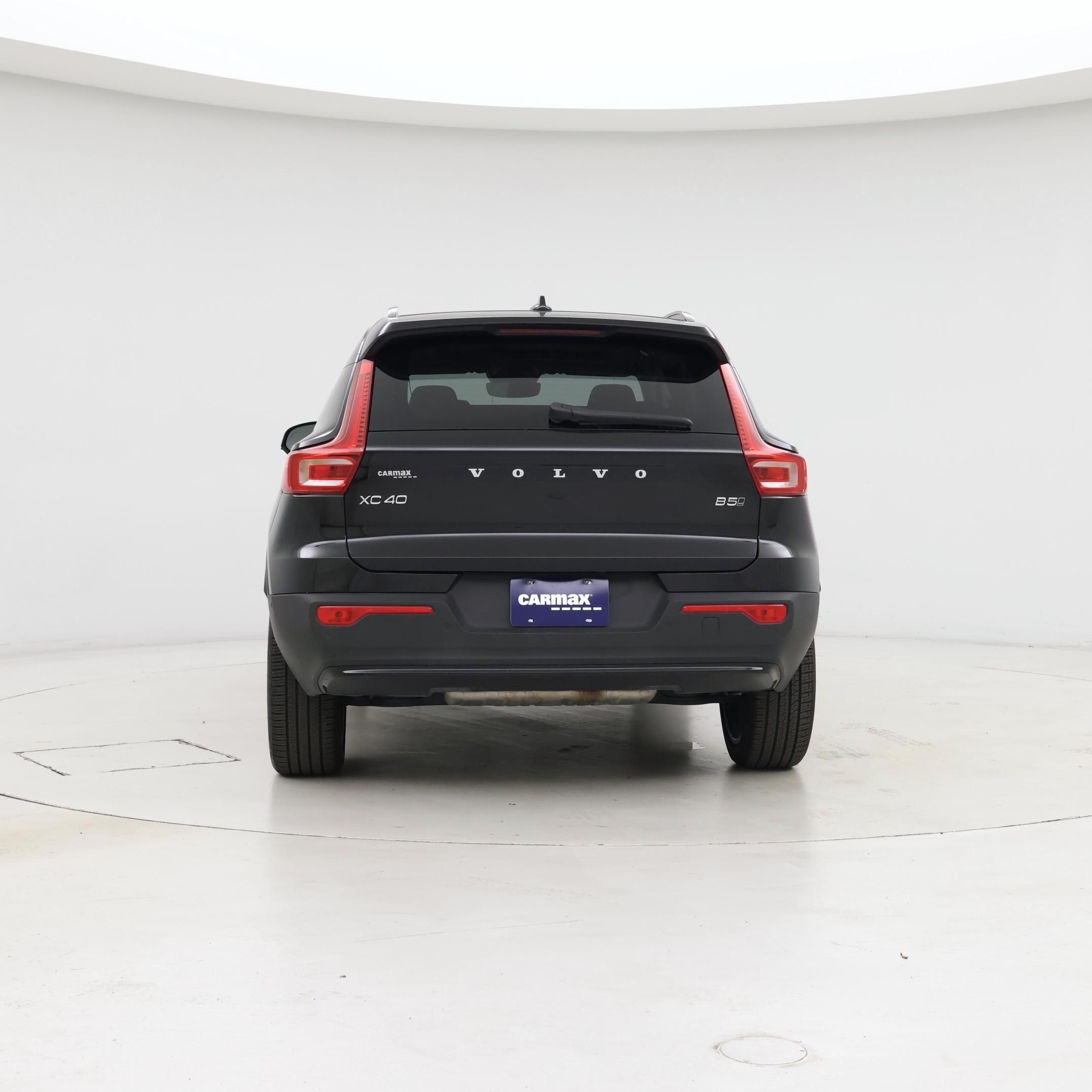 Thumbnail: 2025 Volvo XC40 - 6